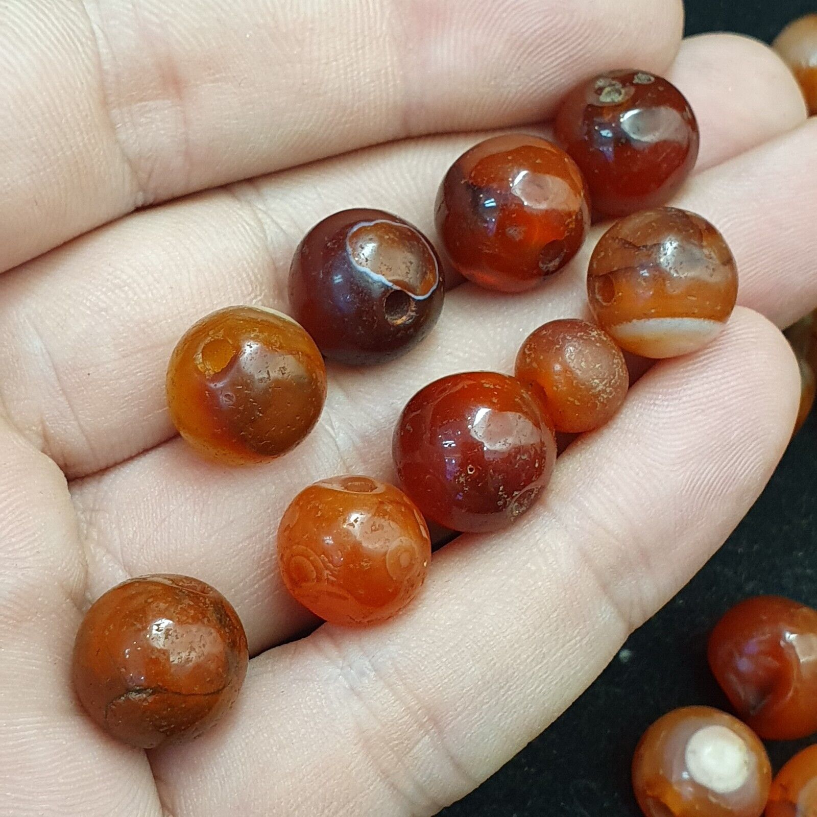 Lot 84 Antique Agate Eye Beads Safavid dynasty Mughal Era Beads 200 Grams