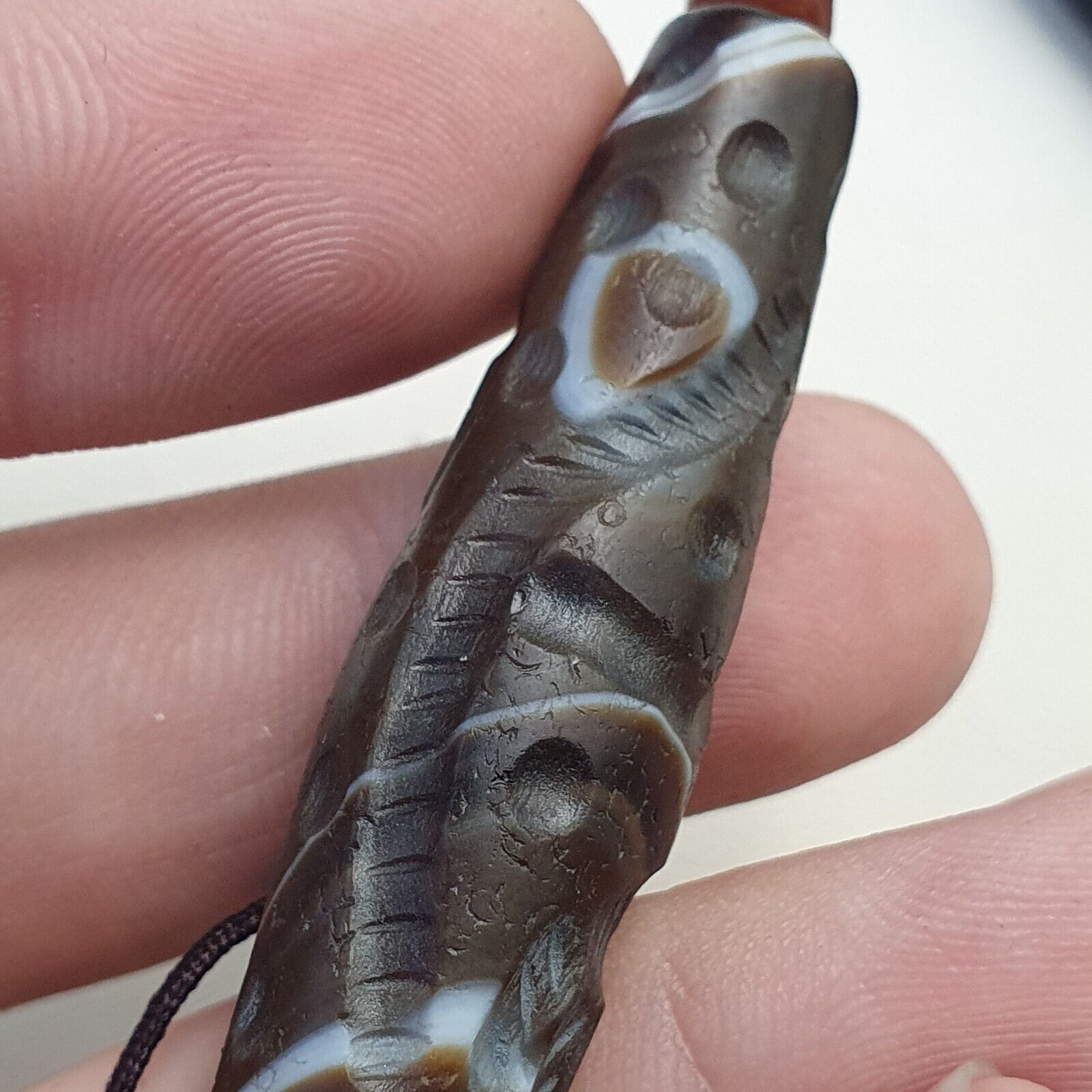 Antique Ancient INDO Tibetan Carving Agate Eye stone Bead Amulet Intaglio