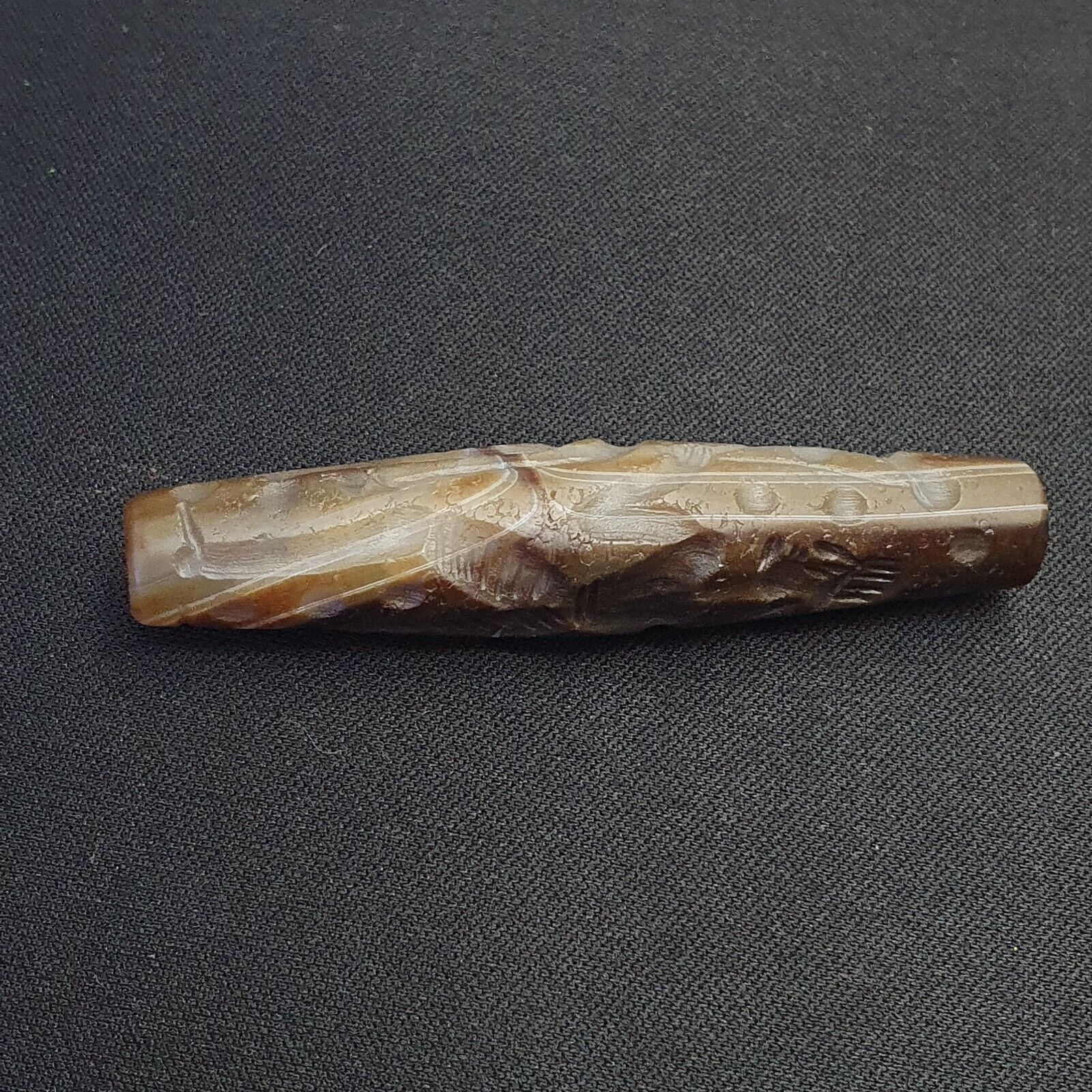 Antique Ancient Indo Tibetan Carving Agate Eye stone Bead Amulet