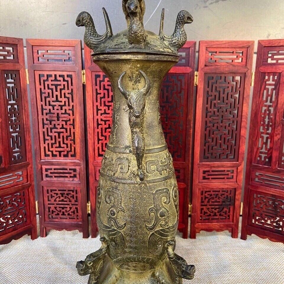 Antike chinesische Bronze-Bronzeware aus der Shang- und Zhou-Dynastie, Trinkkelch aus Bronze
