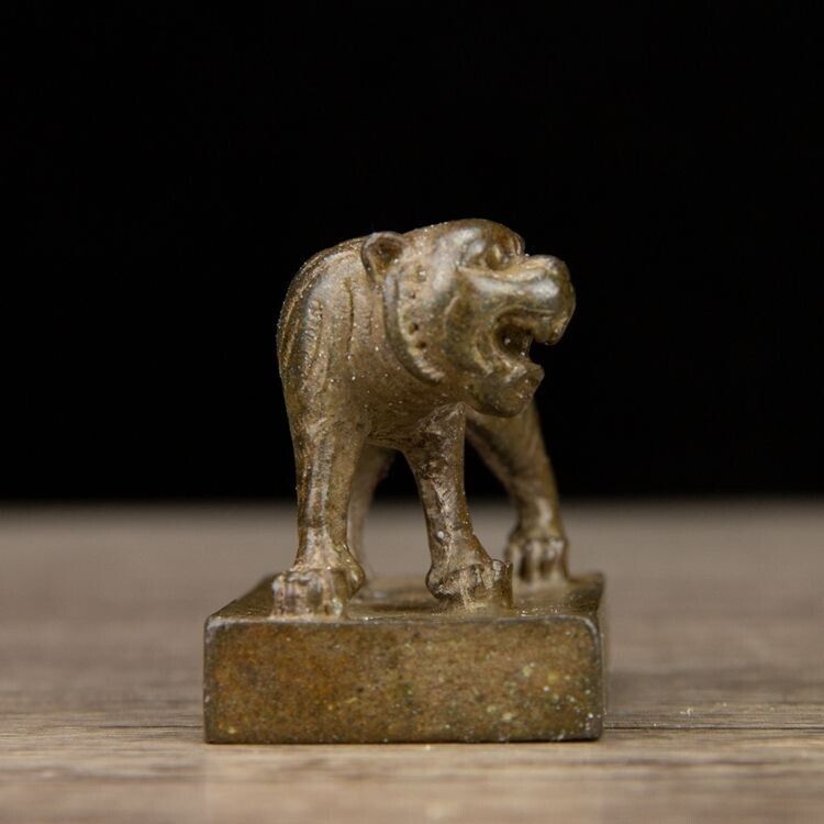 Antiker chinesischer Löwe-Gelehrten-Siegel-Stempel aus Messing und Bronze. Schöne Patina 