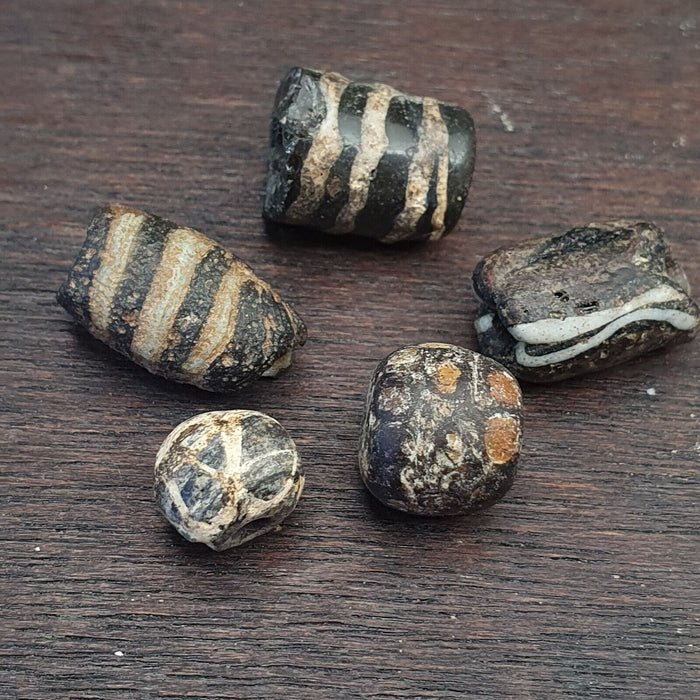 Lot 5 Ancient Roman . Mosaic Glass Bead. 300 - 200 A.d LT-RB500