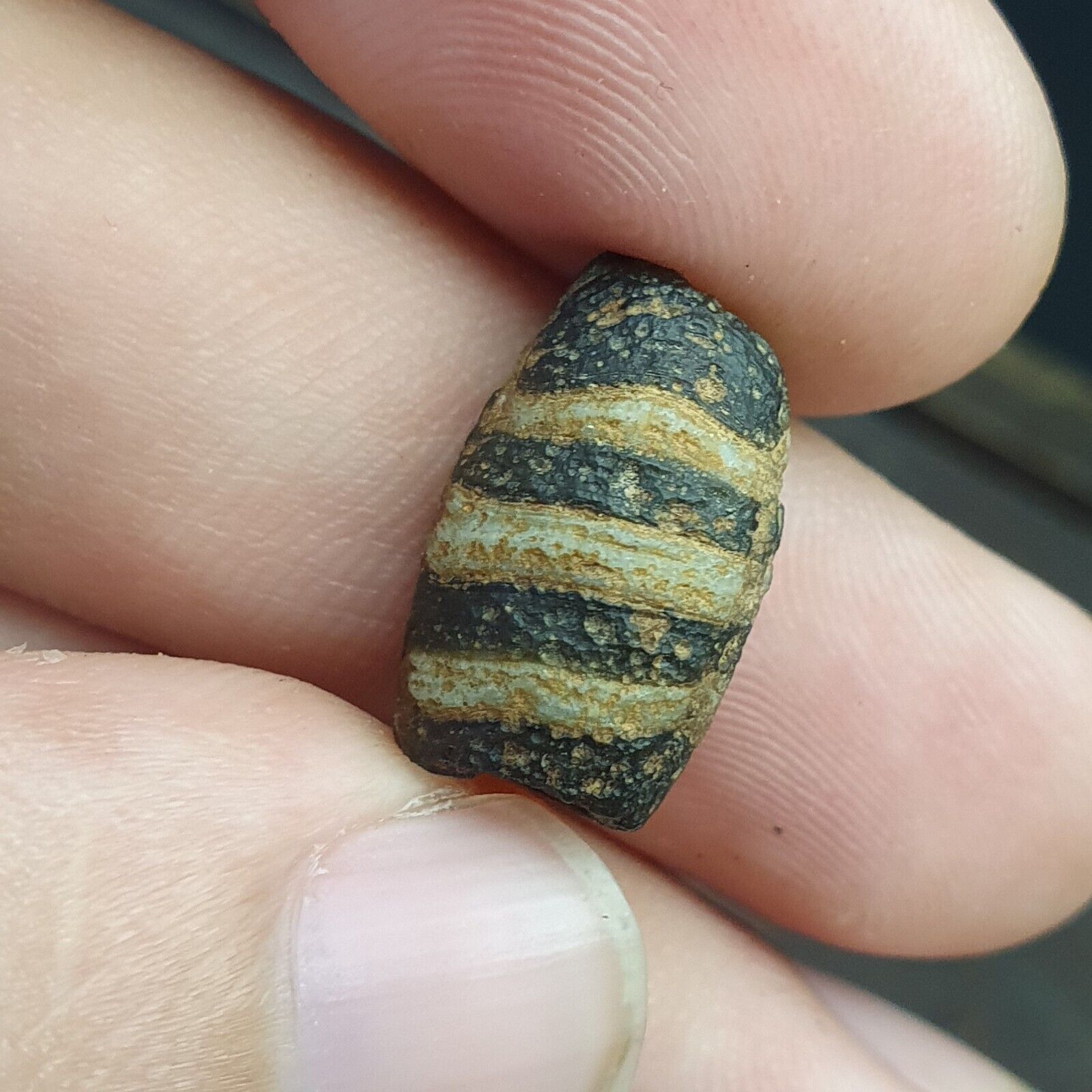 LOT  5 ANCIENT ROMAN . MOSAIC GLASS BEAD. 300 - 200 A.D LT-RB500