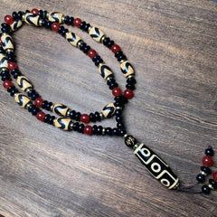 Vintage Old Himalayan Indo Tibetan Pure Eyes Dzi Agate, onyx Amulet Necklace