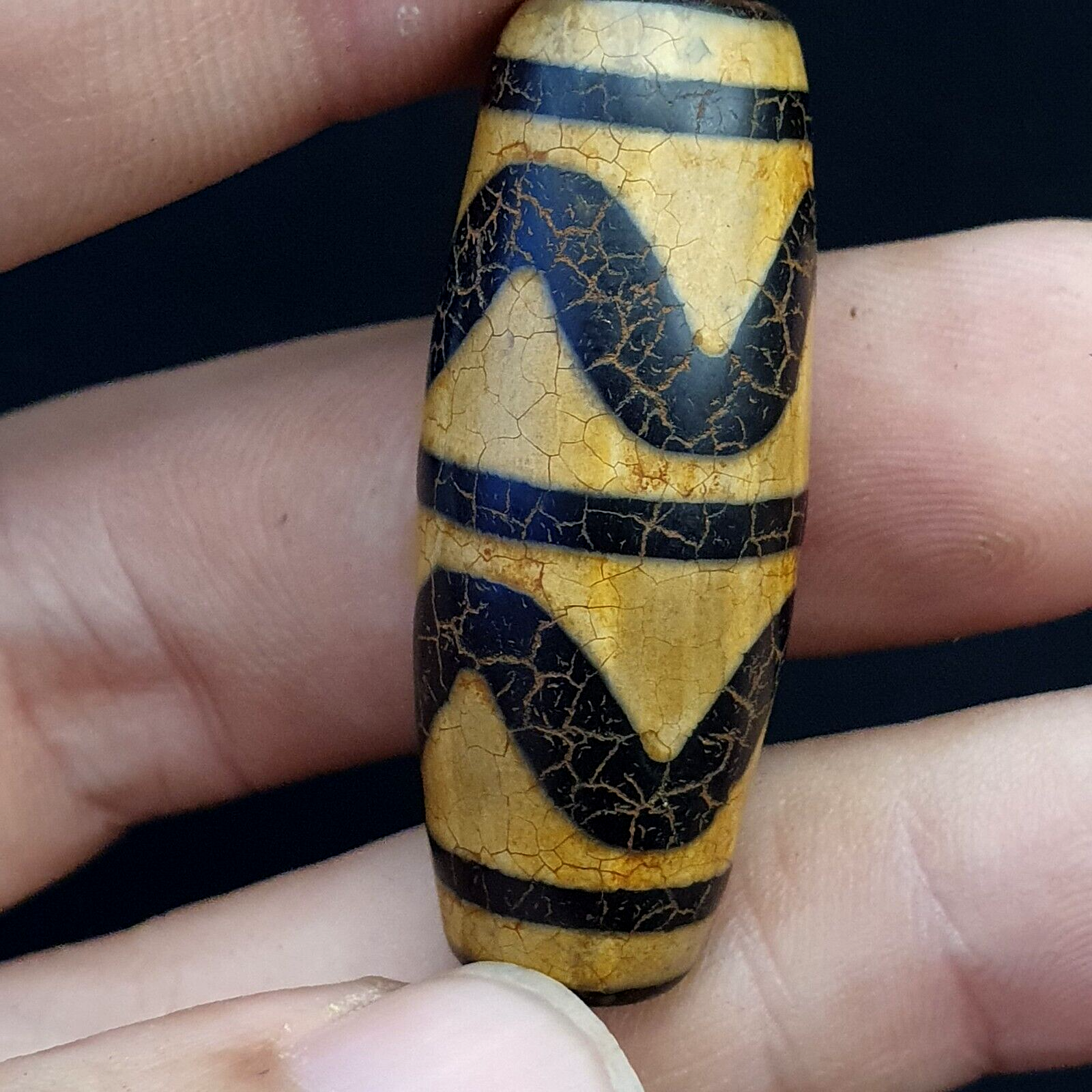 Pair 2 Pieces Himalayan Indo Tibetan rare Patterns Dzi Amulet Bead