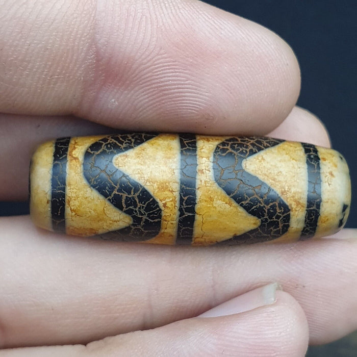 Himalayan Indo Tibetan Rare Patterns Dzi Amulet Bead