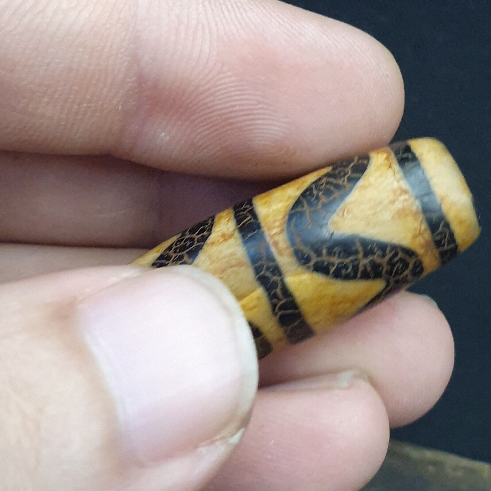 Himalayan Indo Tibetan rare Patterns Dzi Amulet Bead