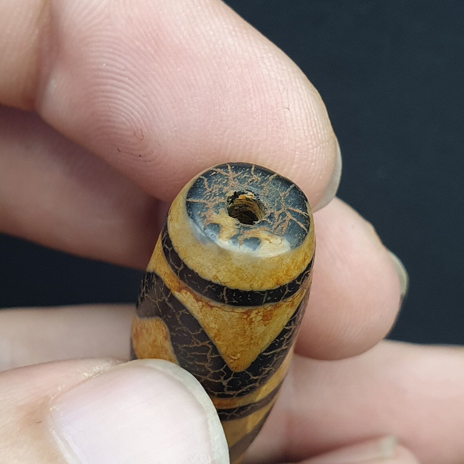 Himalayan Indo Tibetan rare Patterns Dzi Amulet Bead