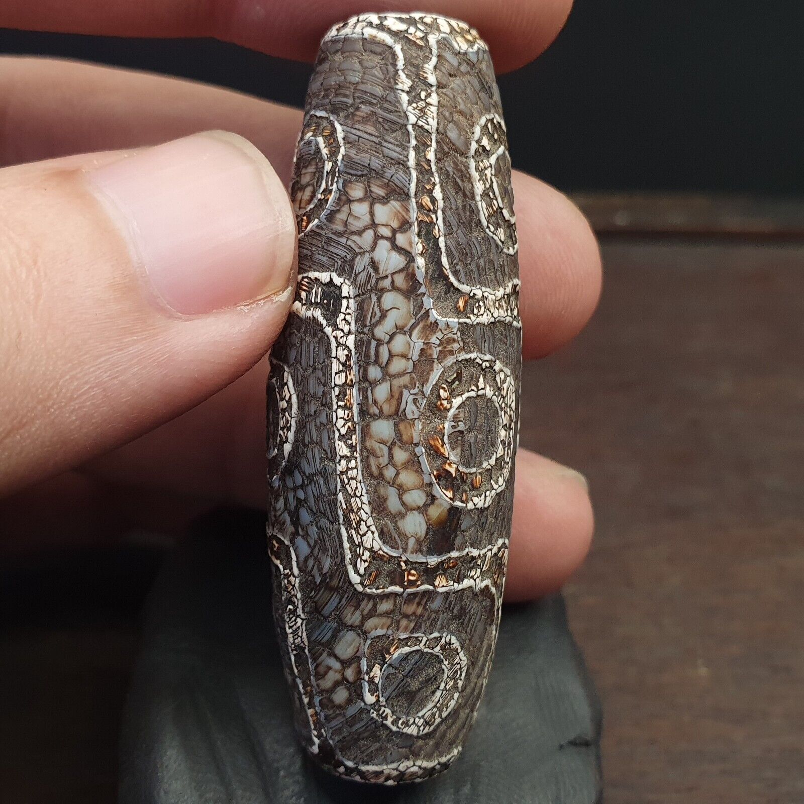 Beautiful Himalayan Indo Tibetan rare Patterns Dzi Amulet Bead