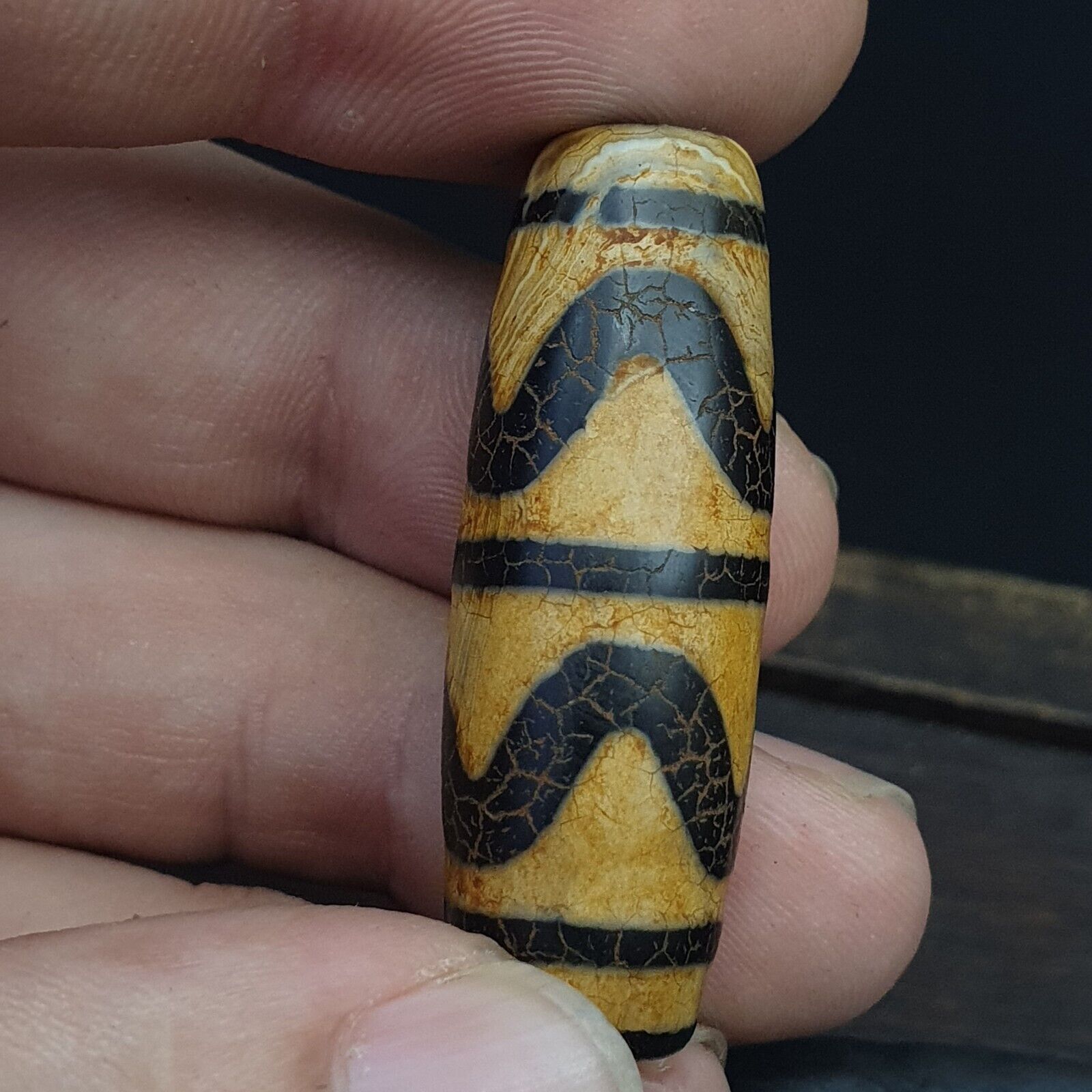 Himalayan Indo Tibetan rare Patterns Dzi Amulet Bead