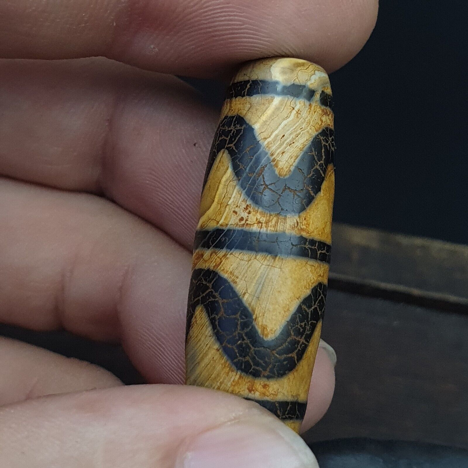 Himalayan Indo Tibetan rare Patterns Dzi Amulet Bead