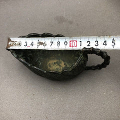 Antike Bronze-Lampe, Öltopf, antike Bronze, verziert, Blattform, alte Lampe
