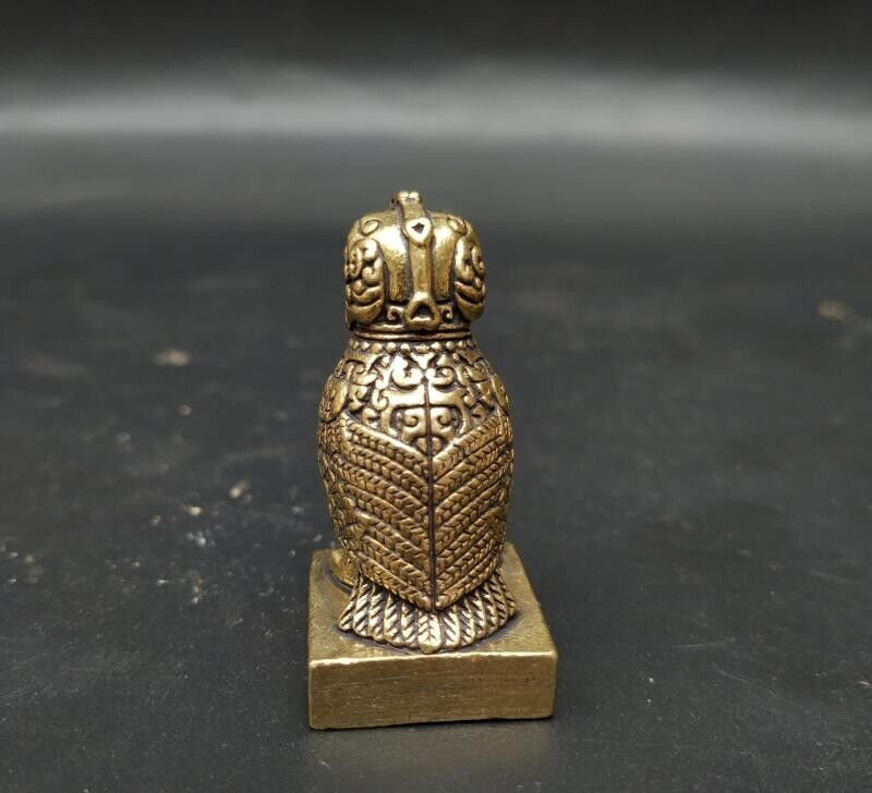 Antike Bronze-Vogelfigur aus reinem Kupfer. Wilde Tierfigur aus Antikbronze