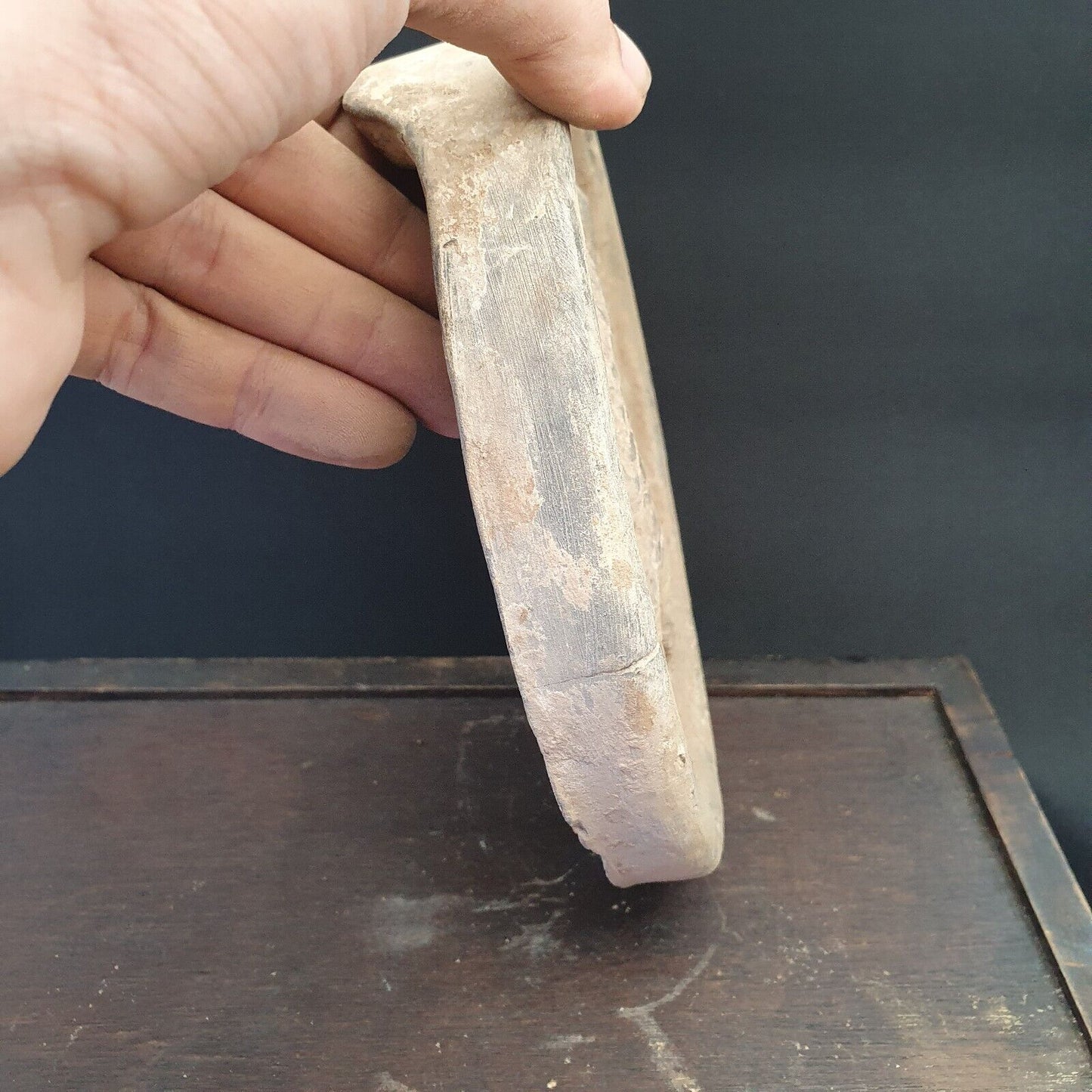 Antikes antikes Terrakotta-Ton-Artefakt. Nahöstliches antikes Tier 1011 