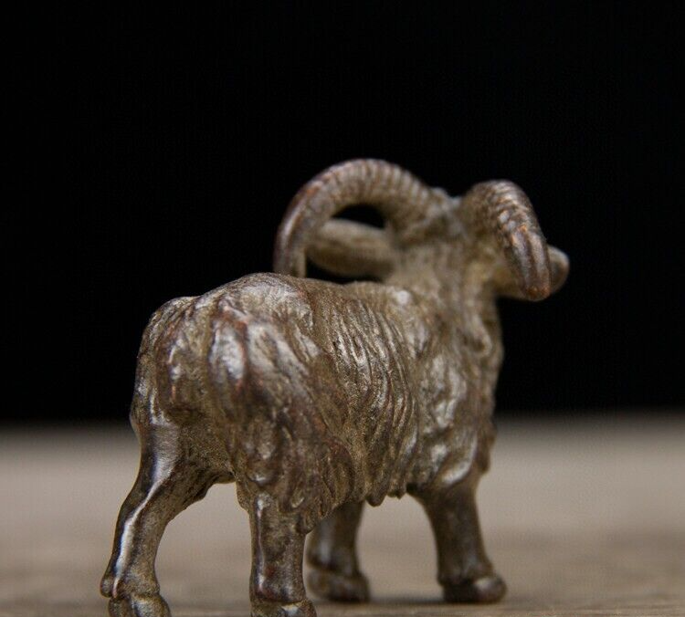 古董青銅羊古董青銅野生動物雕像