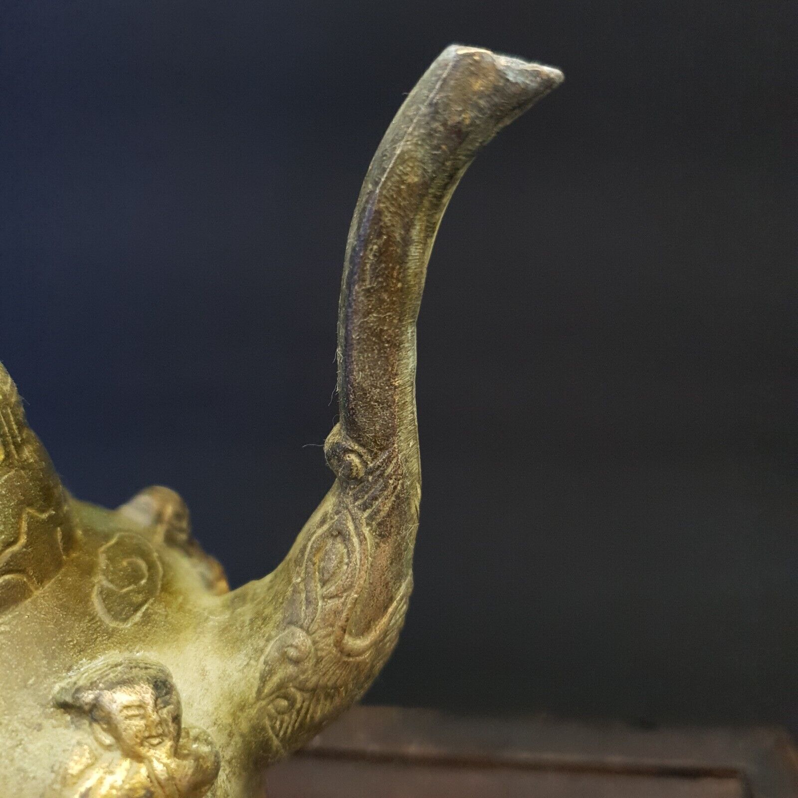 Antique Bronze Vase JUG Han Dynasty Antique Bronze Ornament Crafts figurine Vase