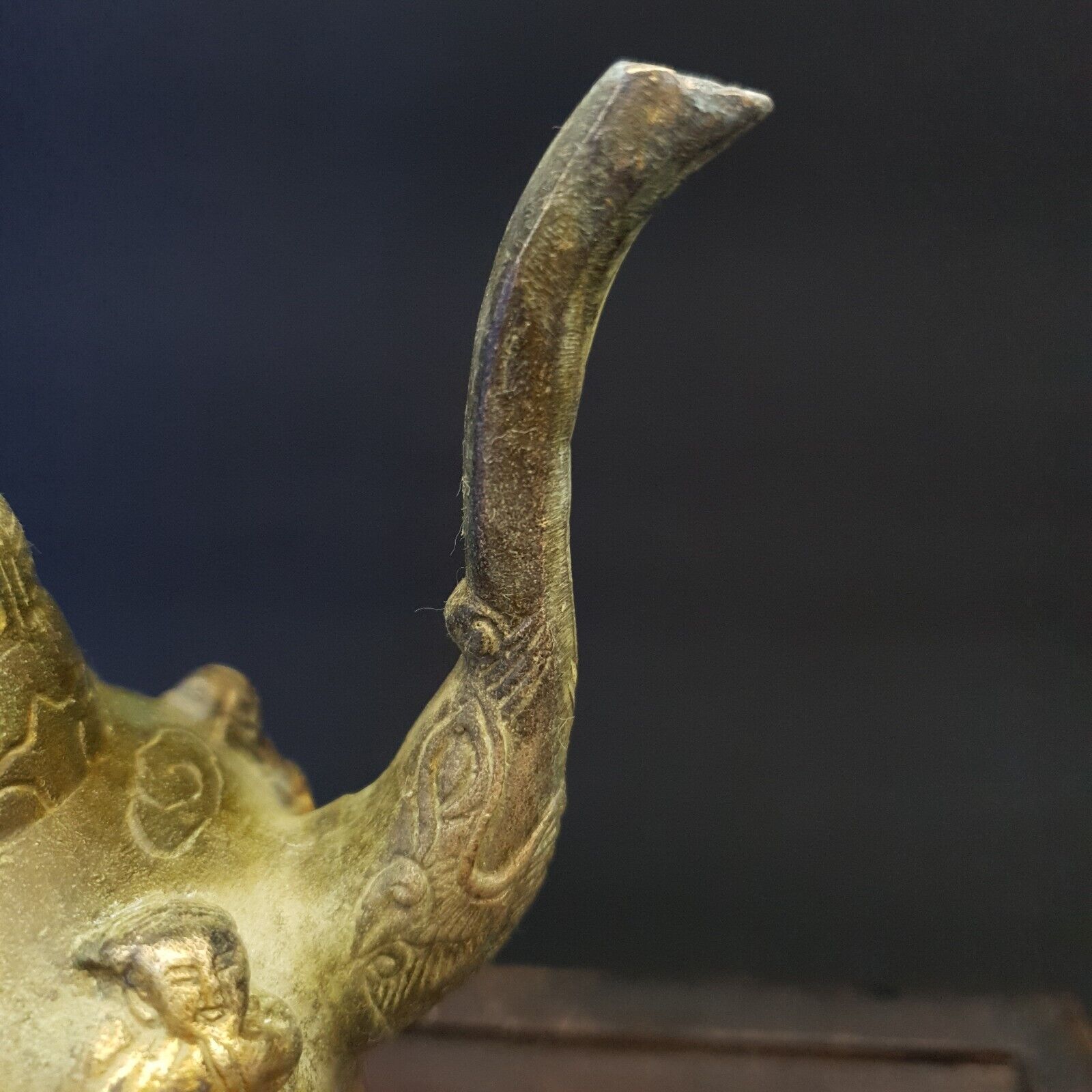 Antique Bronze Vase JUG Han Dynasty Antique Bronze Ornament Crafts figurine Vase