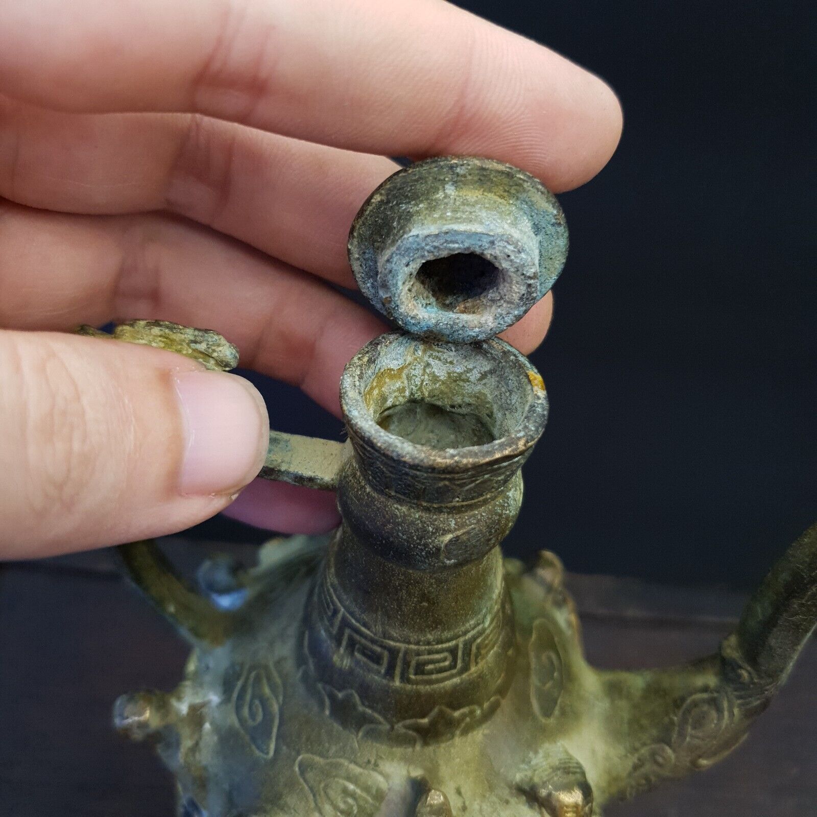 Antique Bronze Vase JUG Han Dynasty Antique Bronze Ornament Crafts figurine Vase