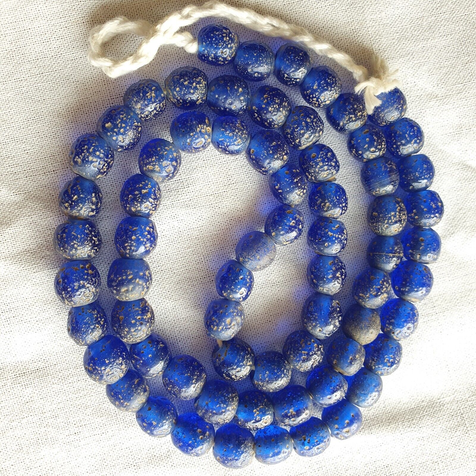 RARE and BEAUTIFUL OLD AFRICAN  Blue GLASS TRADE ANTIQUE BEADs Strand