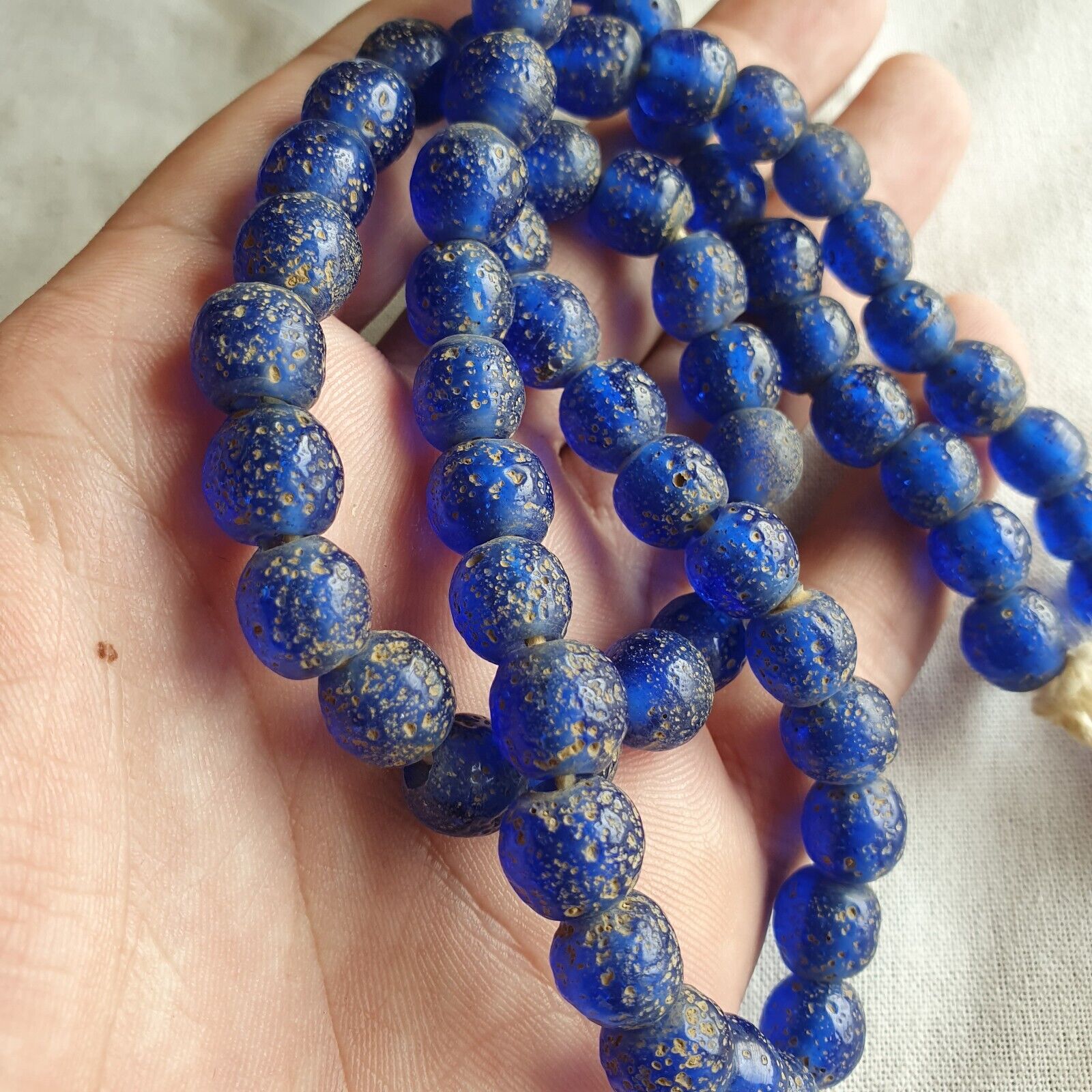 RARE and BEAUTIFUL OLD AFRICAN  Blue GLASS TRADE ANTIQUE BEADs Strand
