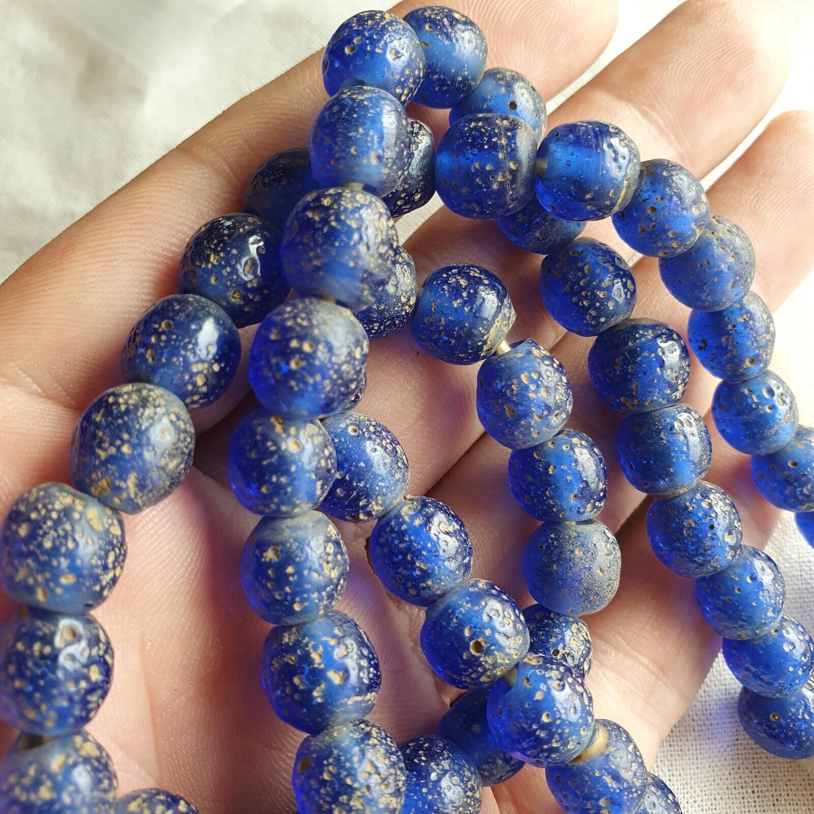 RARE and BEAUTIFUL OLD AFRICAN  Blue GLASS TRADE ANTIQUE BEADs Strand
