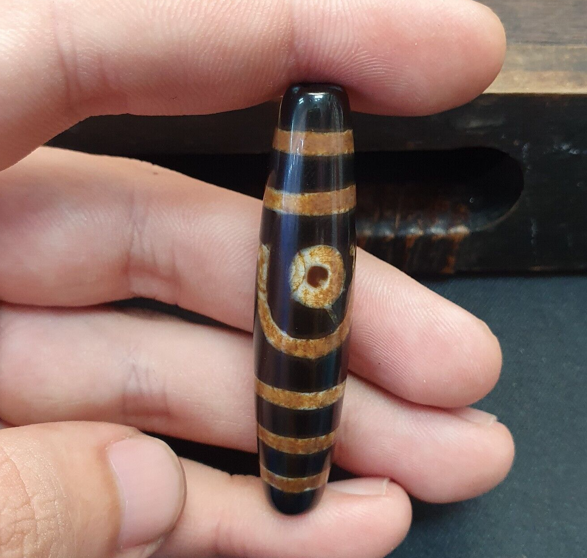 Himalayan Indo Tibetan Agate Bead rare Patterns 2 eye Amulet Bead