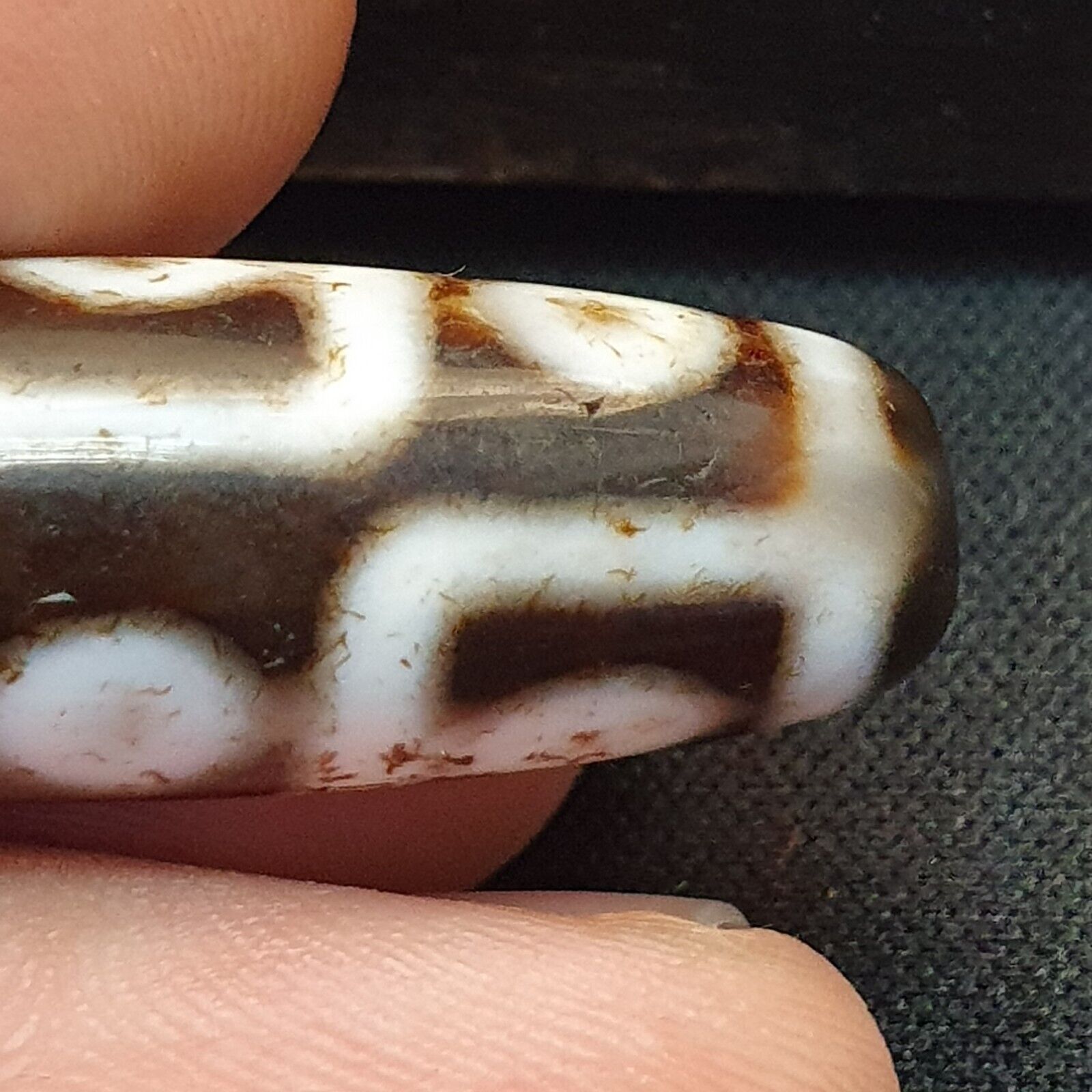 Tibetan Chinese Nepalese Himalayan Agate eyes Bead Dzi Amulet Beads