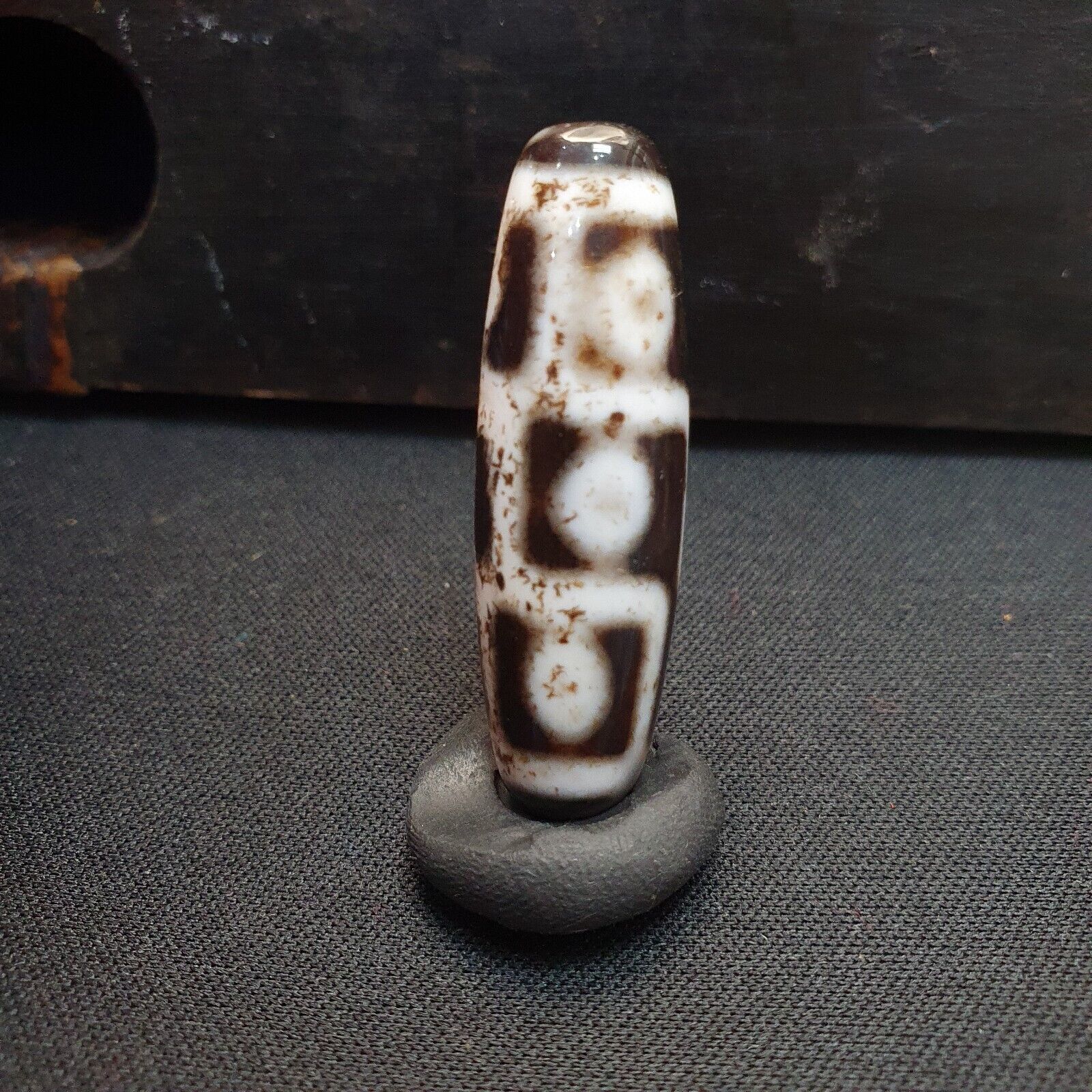 Tibetan Chinese Nepalese Himalayan Agate eyes Bead Dzi Amulet Beads