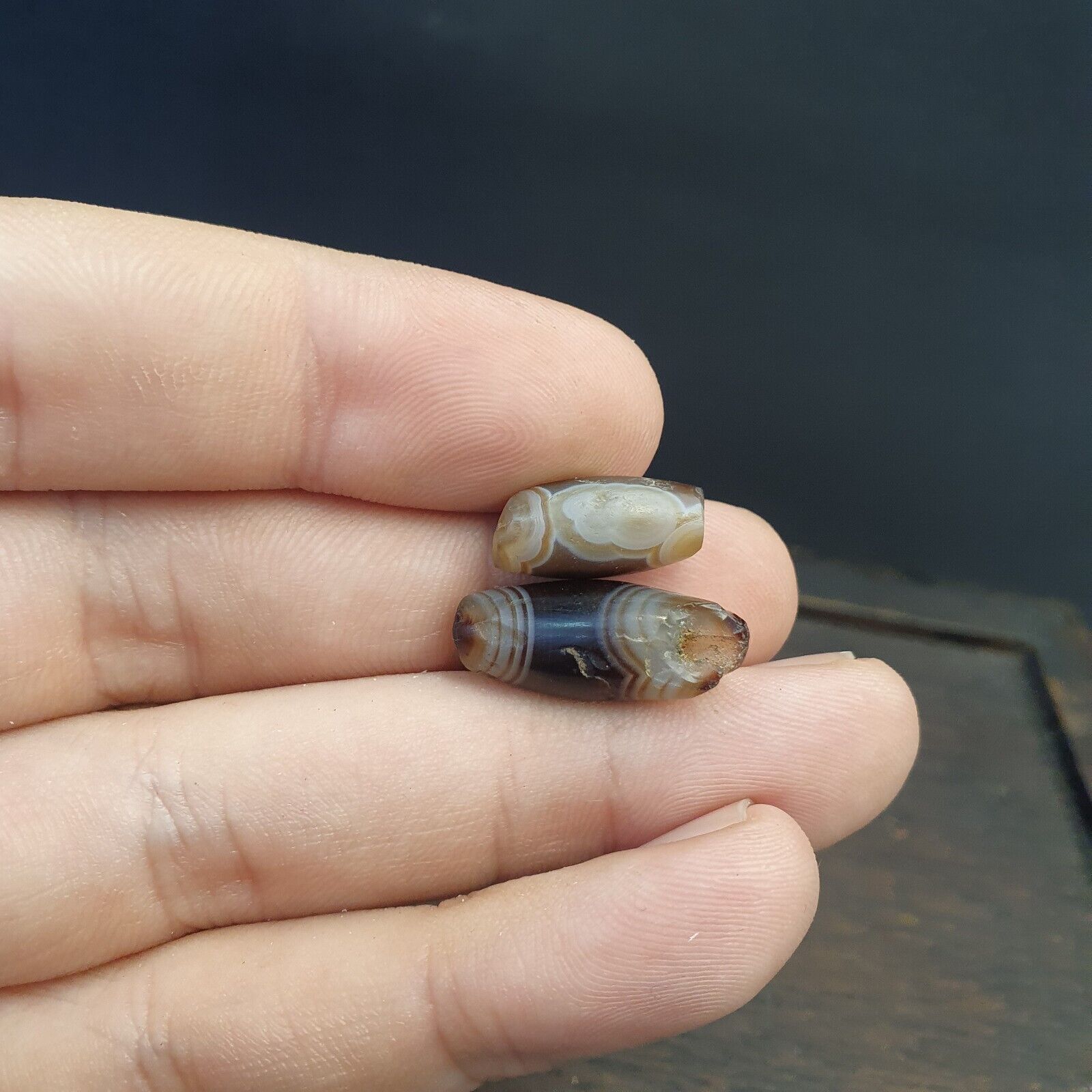 Wonderfully 2 old Antique Himalayan Indo Tibetan Eyes Dzi Amulet Bead 1000+ year