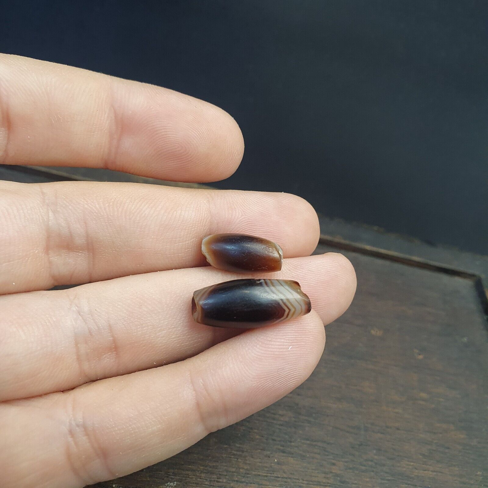 Wonderfully 2 old Antique Himalayan Indo Tibetan Eyes Dzi Amulet Bead 1000+ year
