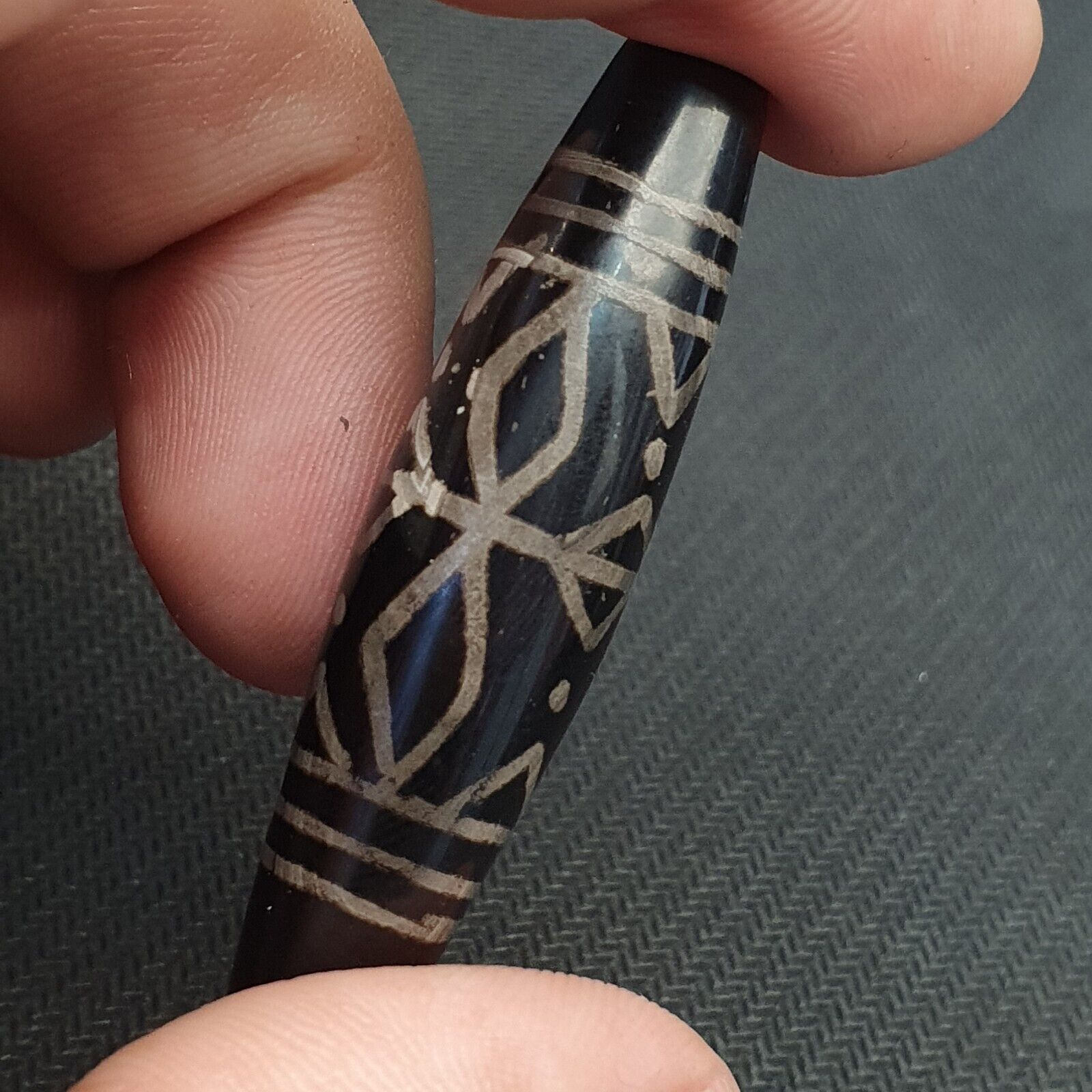 HIMALAYAN Indo Tibetan Central Asian Etched Agate beads Decorated bead BD ET 13