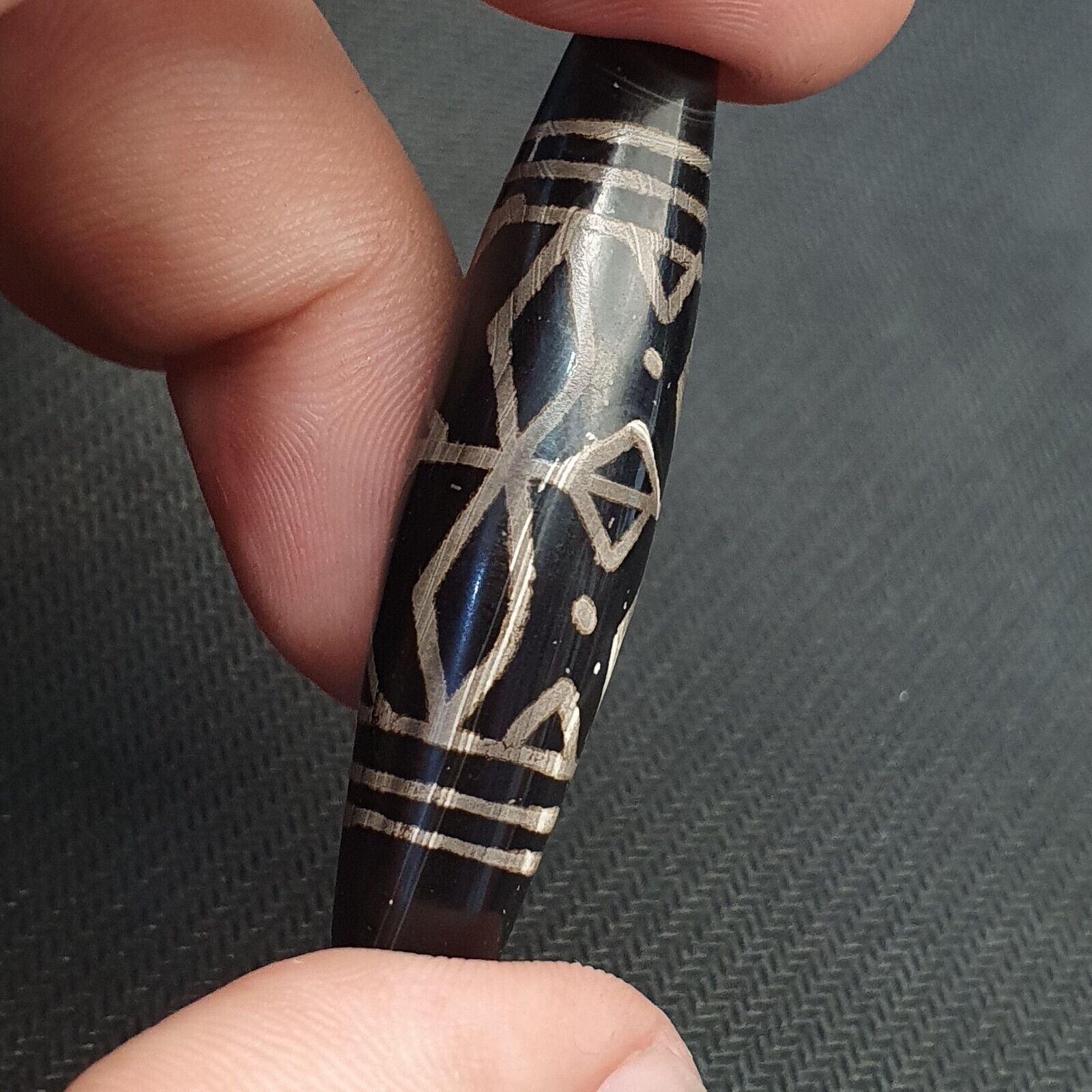 HIMALAYAN Indo Tibetan Central Asian Etched Agate beads Decorated bead BD ET 13