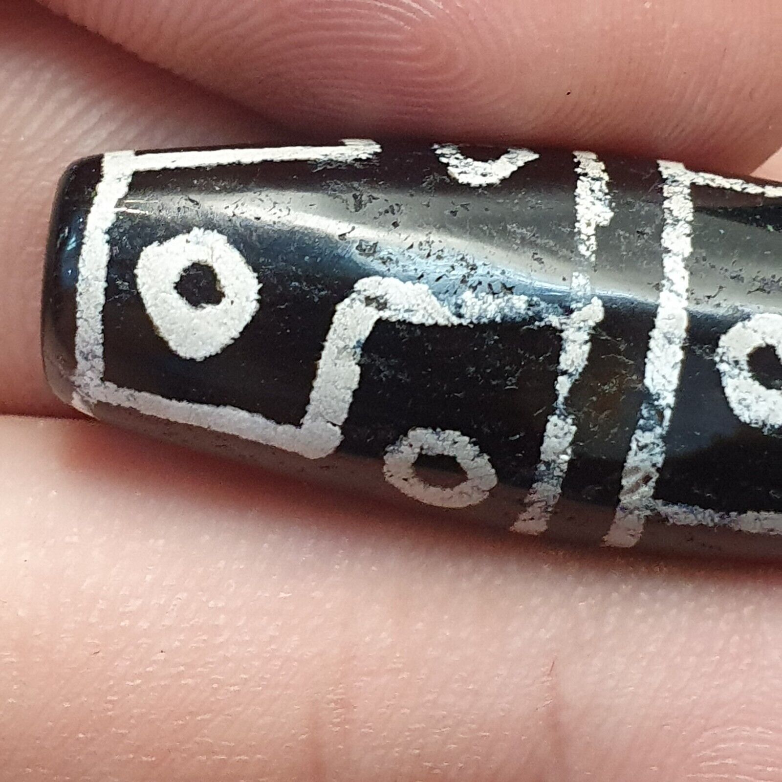 HIMALAYAN Indo Tibetan Central Asian Etched Agate beads Decorated bead BD ET 11