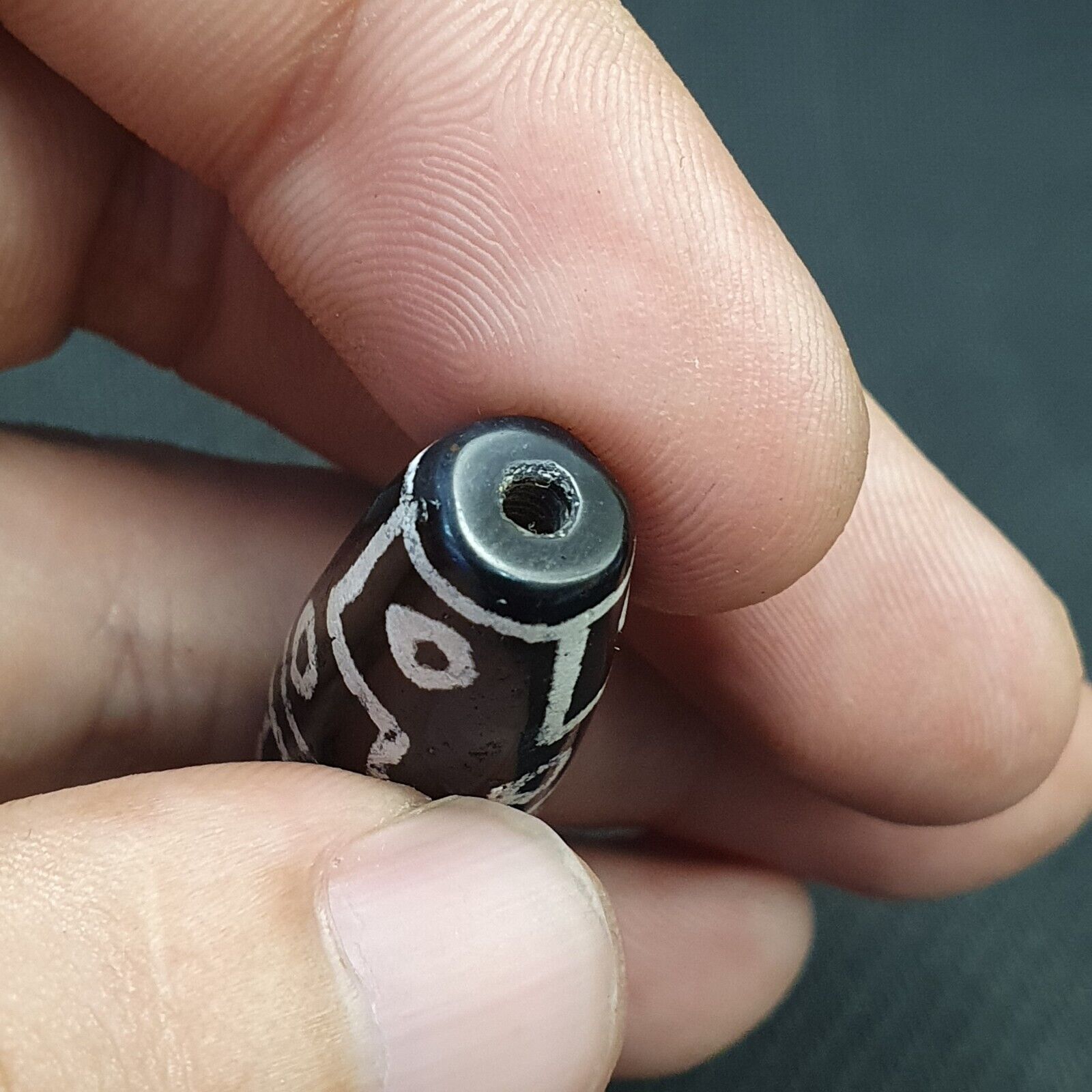 HIMALAYAN Indo Tibetan Central Asian Etched Agate beads Decorated bead BD ET 11