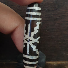 HIMALAYAN Indo Tibetan Central Asian Etched Agate beads Decorated bead BD ET 15