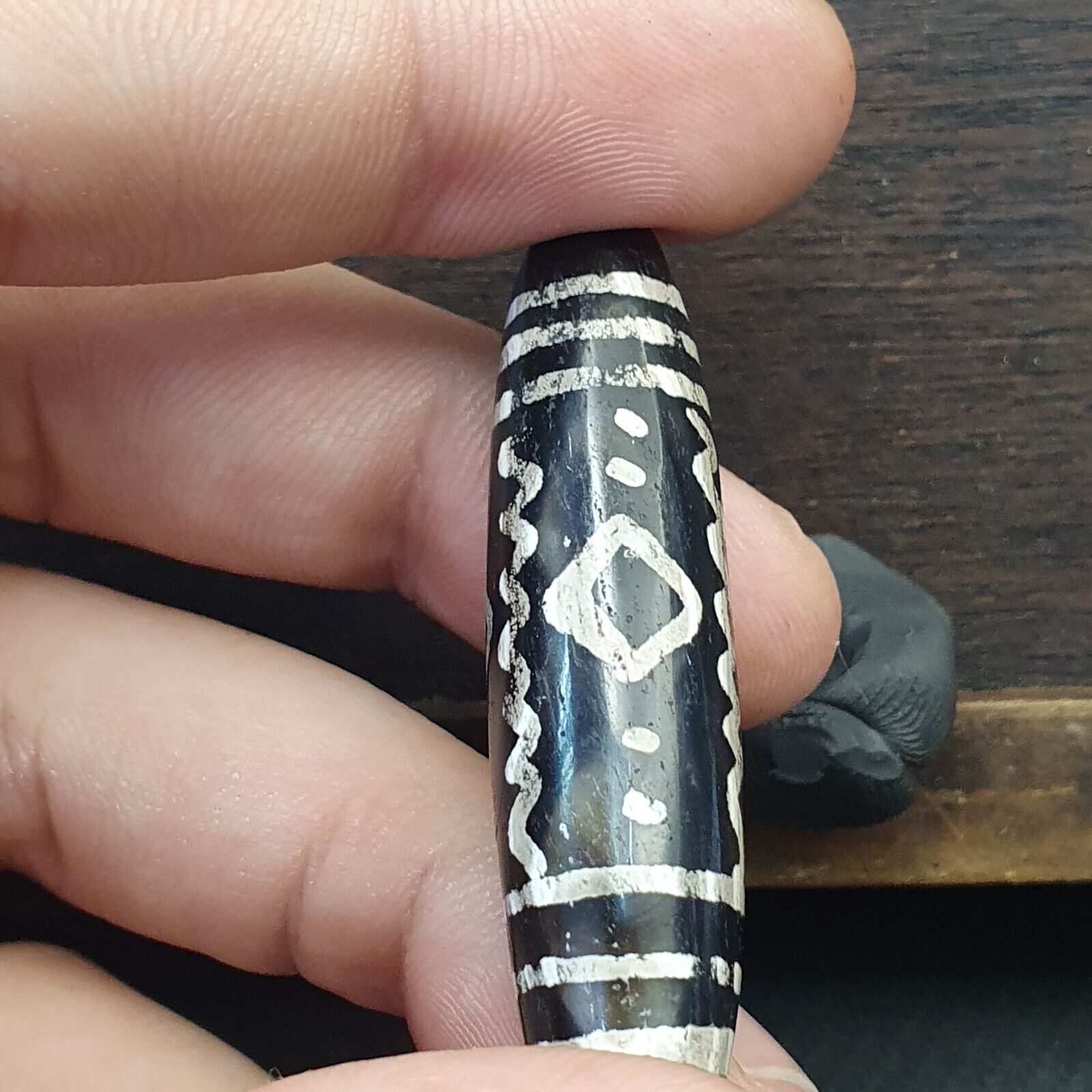 HIMALAYAN Indo Tibetan Central Asian Etched Agate beads Decorated bead BD ET 17