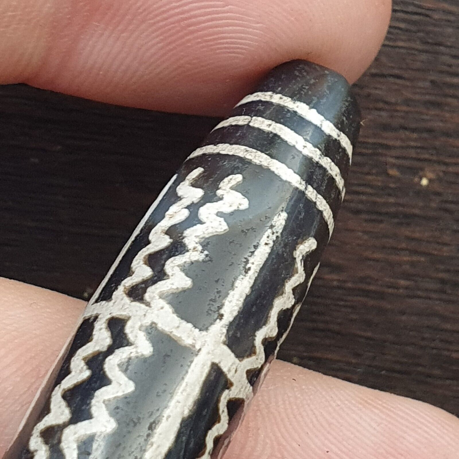 HIMALAYAN Indo Tibetan Central Asian Etched Agate beads Decorated bead BD ET 19