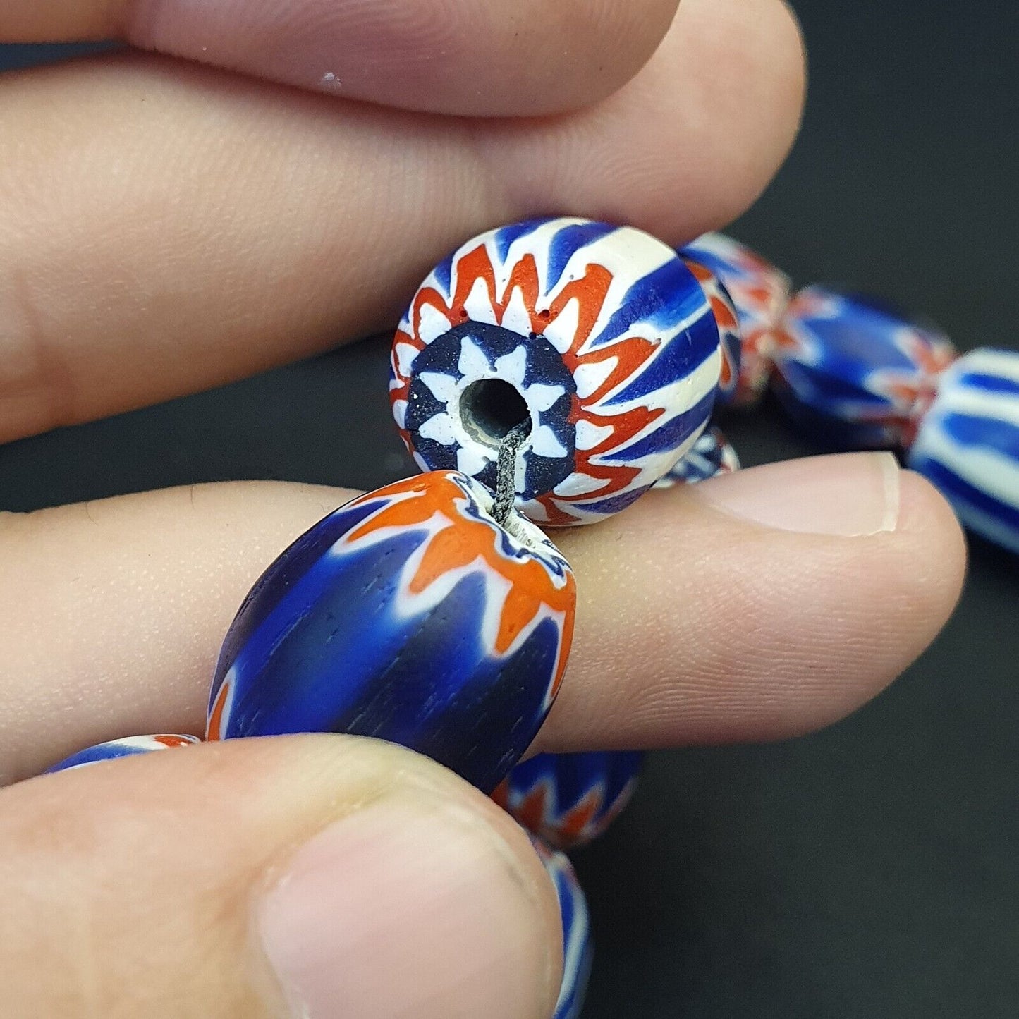 古董威尼斯風格貿易非洲藍色玻璃 V 形珠長串 297