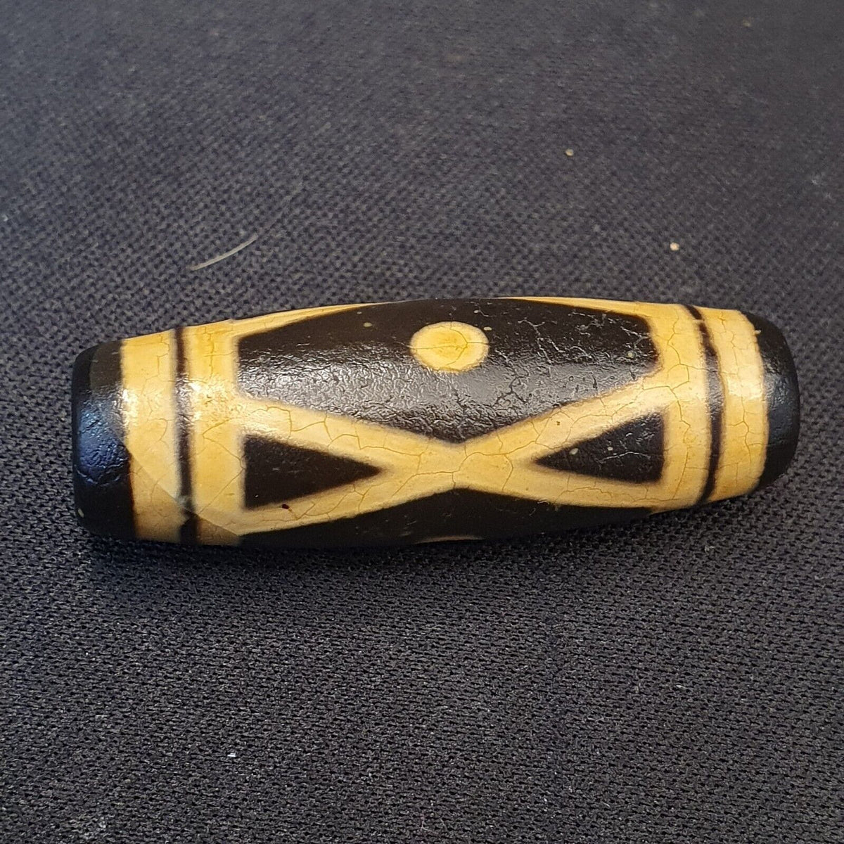 BD #11 HIMALAYAN Indo Tibetan Central Asian Etched Agate beads Antique bead