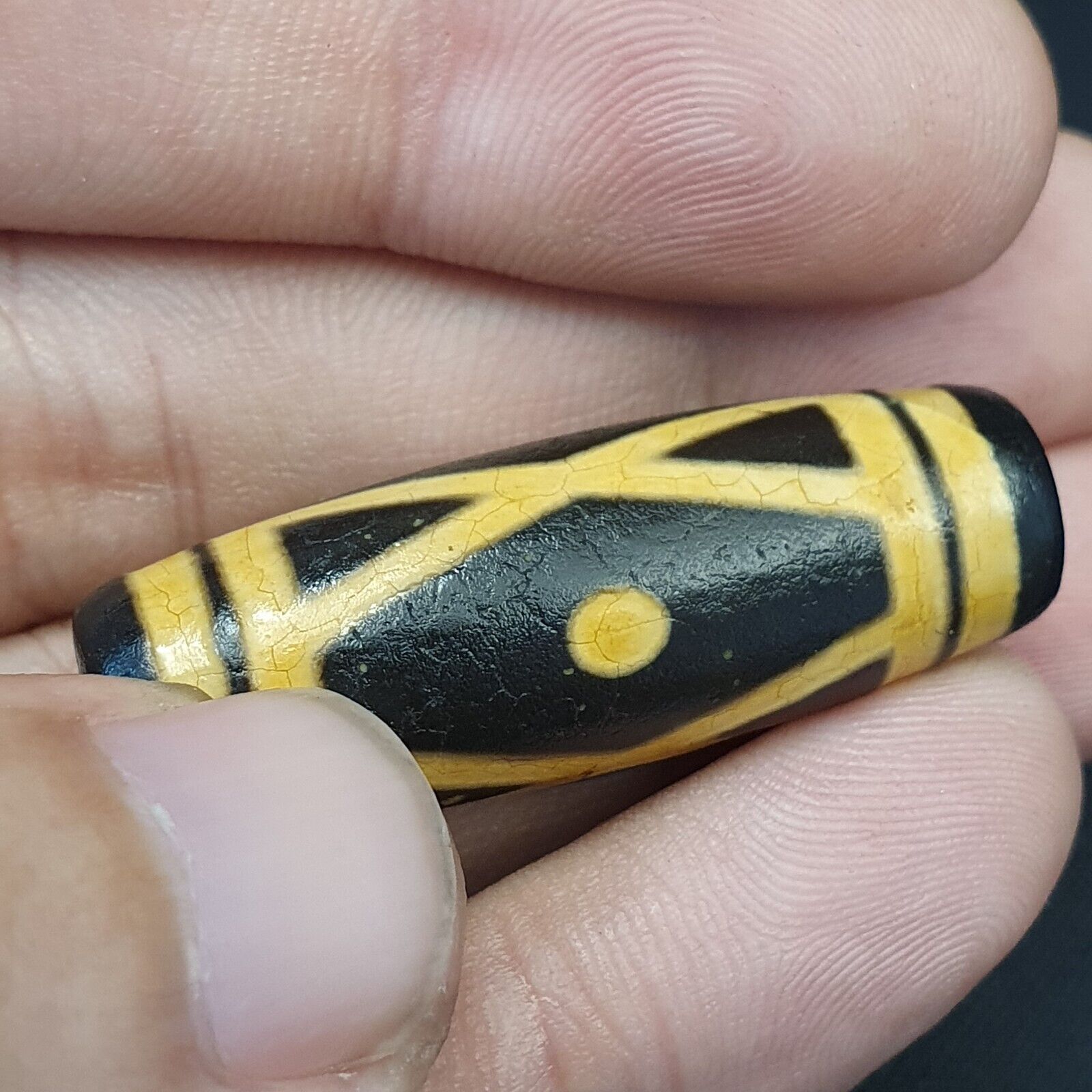 BD #11 HIMALAYAN Indo Tibetan Central Asian Etched Agate beads Antique bead