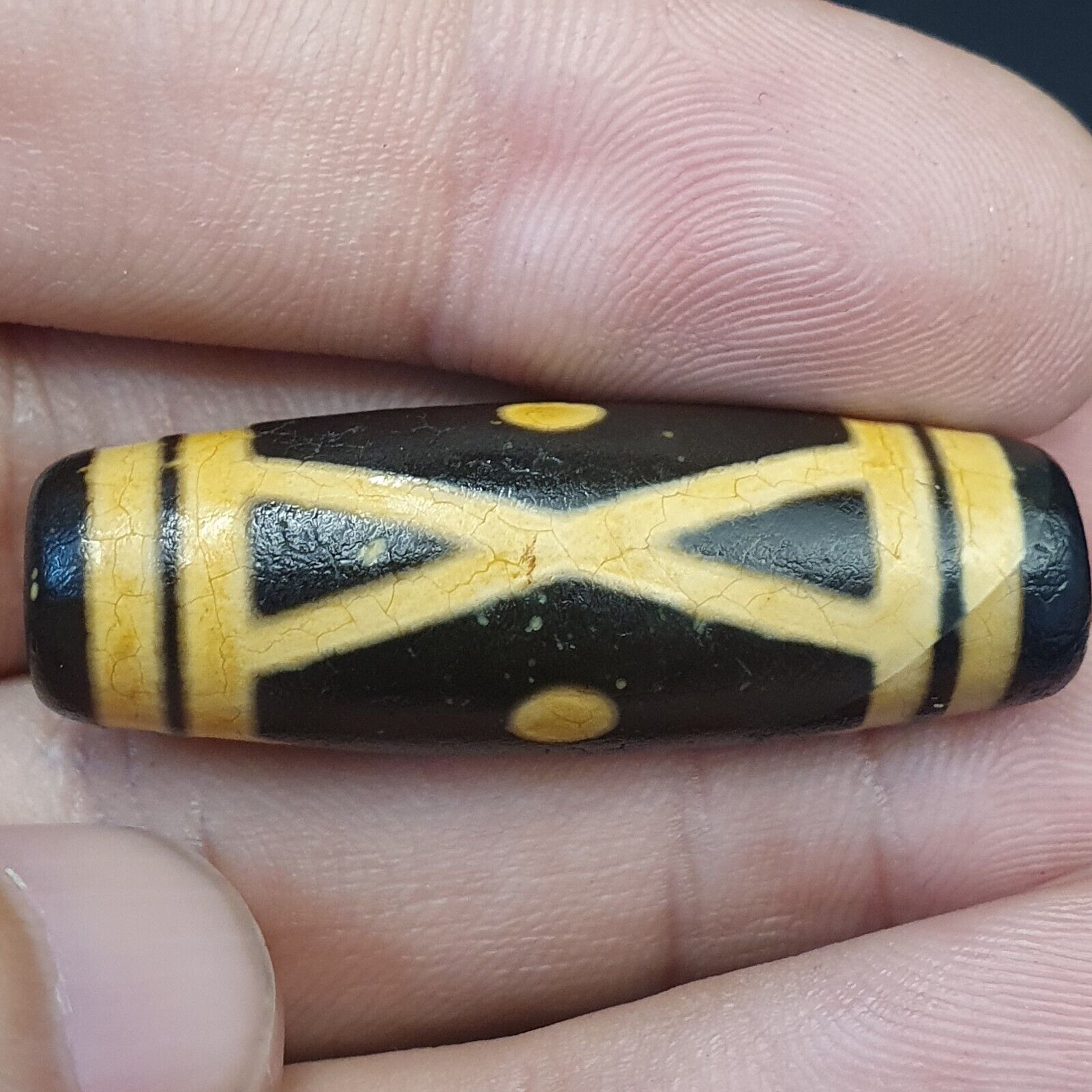 BD #11 HIMALAYAN Indo Tibetan Central Asian Etched Agate beads Antique bead