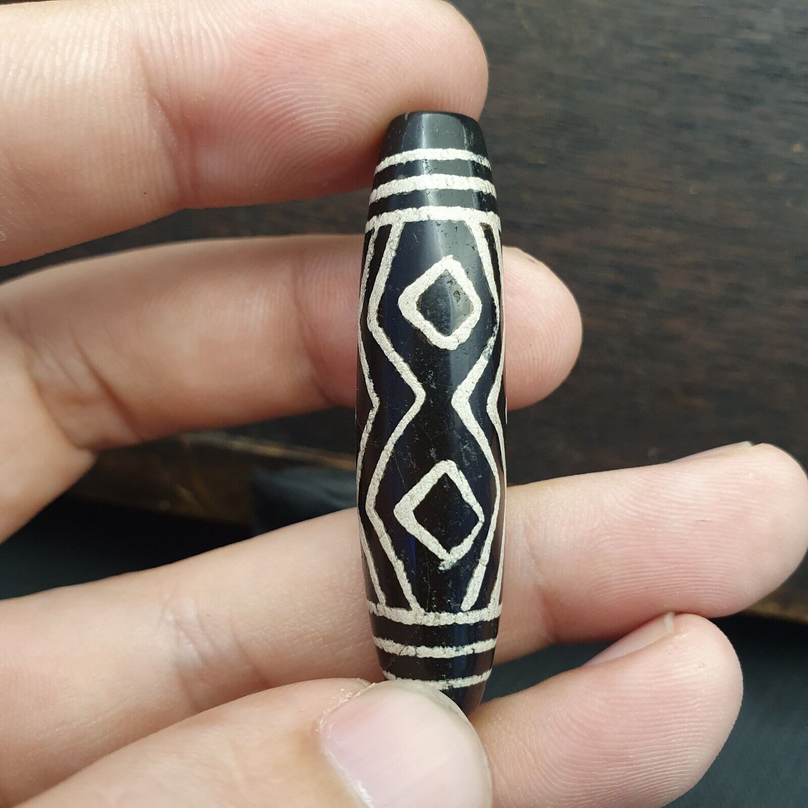 BD ET 27 HIMALAYAN Indo Tibetan Central Asian Etched Agate beads Decorated bead