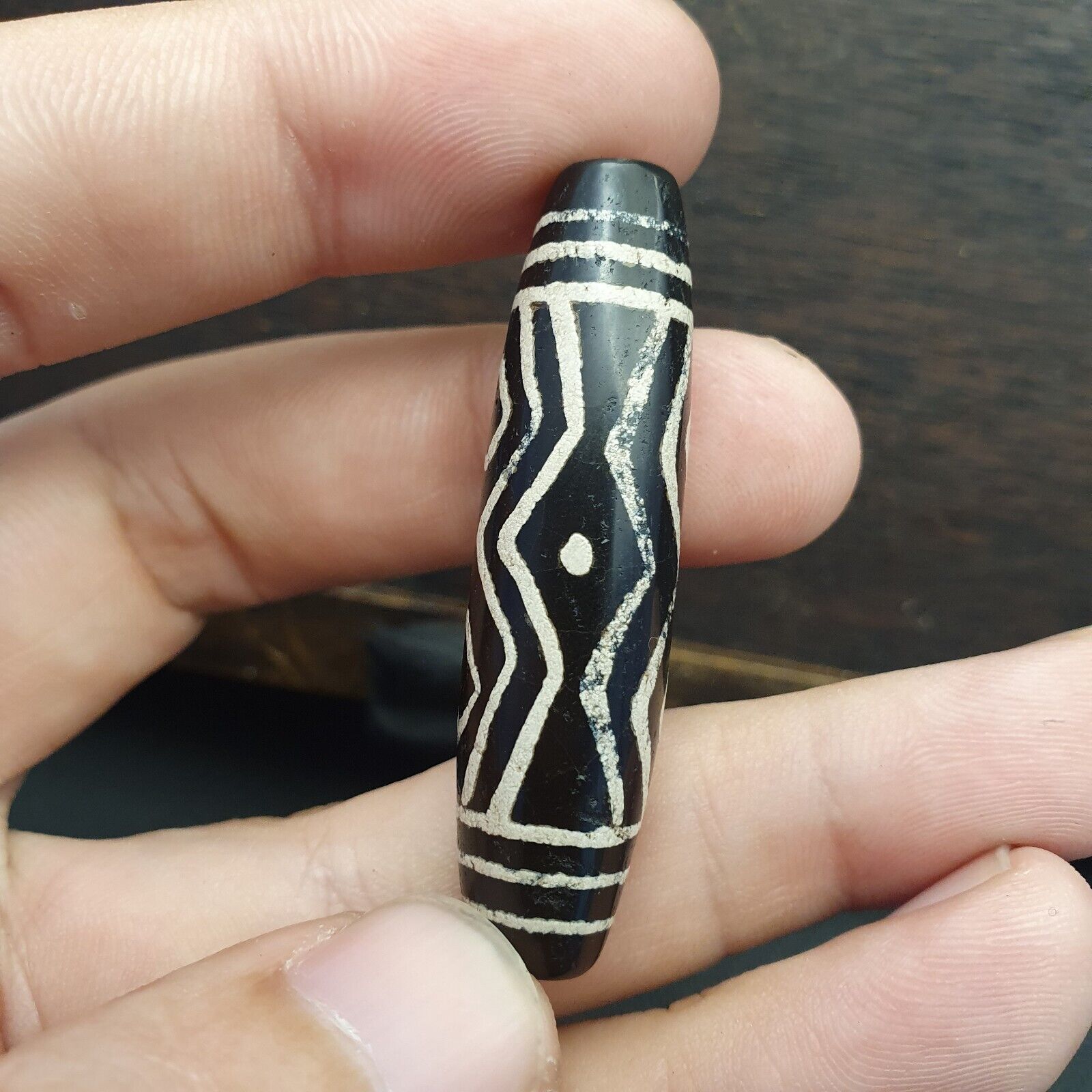 BD ET 27 HIMALAYAN Indo Tibetan Central Asian Etched Agate beads Decorated bead