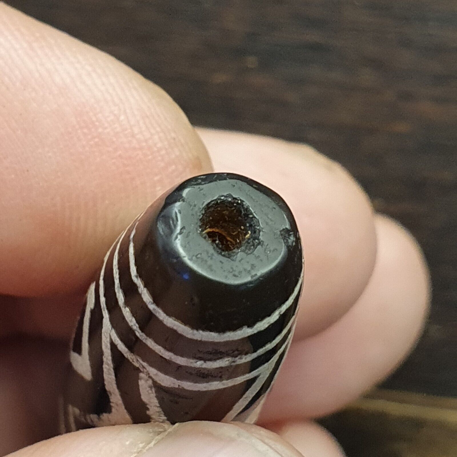 BD ET 27 HIMALAYAN Indo Tibetan Central Asian Etched Agate beads Decorated bead