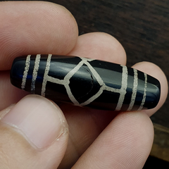 HIMALAYAN Indo Tibetan Central Asian Etched Agate beads Decorated bead BD ET 23