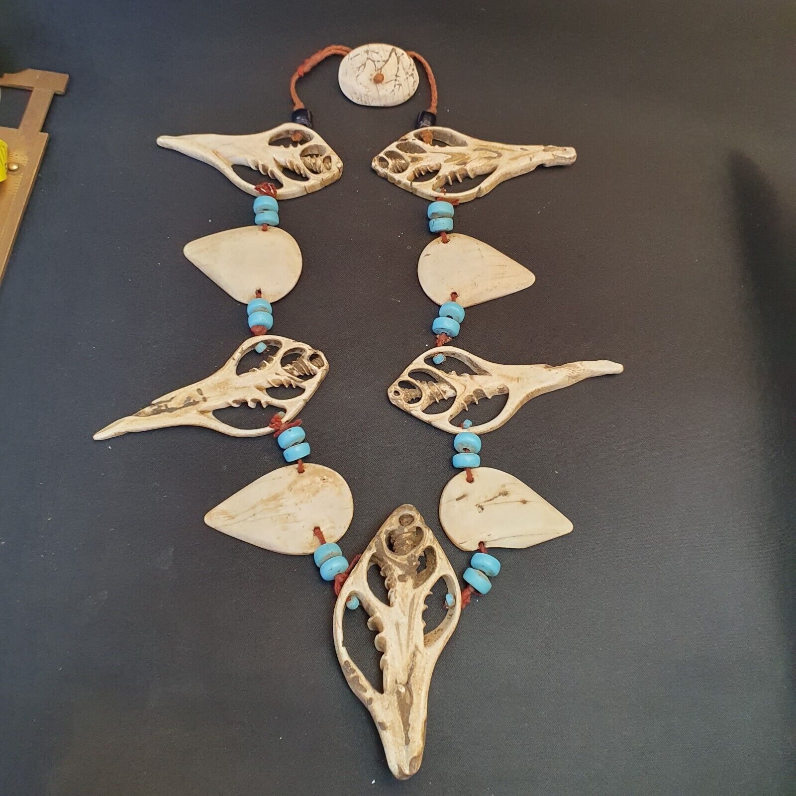 RARE CA 1800 NATIVE  INDIAN BUFFALO TOOTH / BONE BEADED NECKLACE