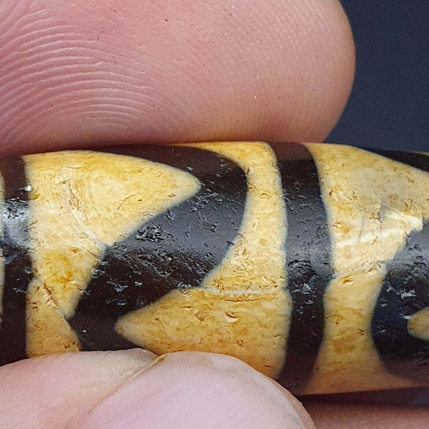 BD #112 喜馬拉雅印藏中亞蝕刻瑪瑙珠古董珠