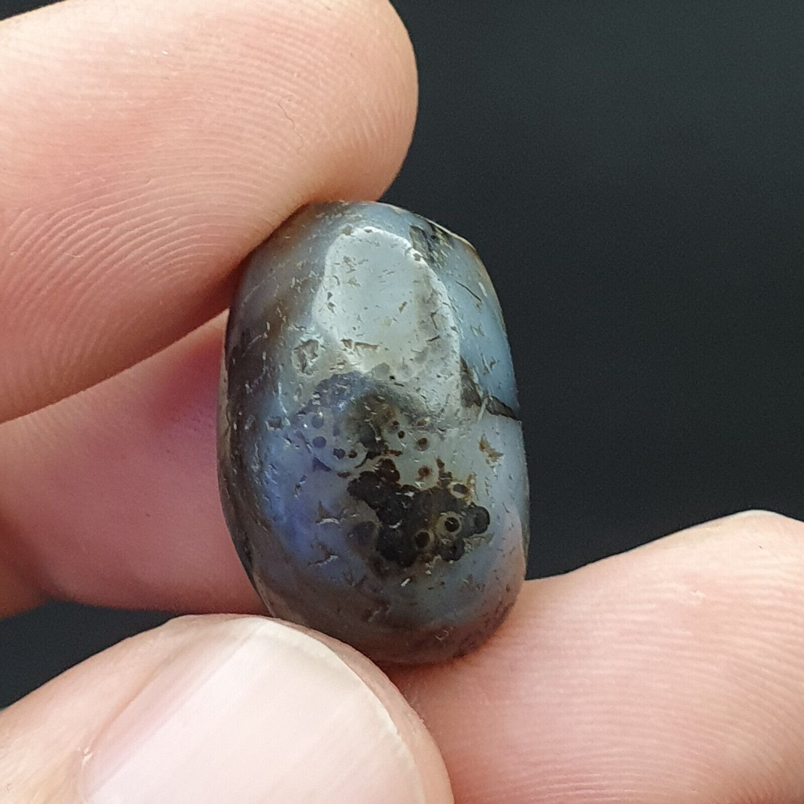 SL09 ancient old Antique Himalayan Indo Tibetan Eye Suleimany Bead