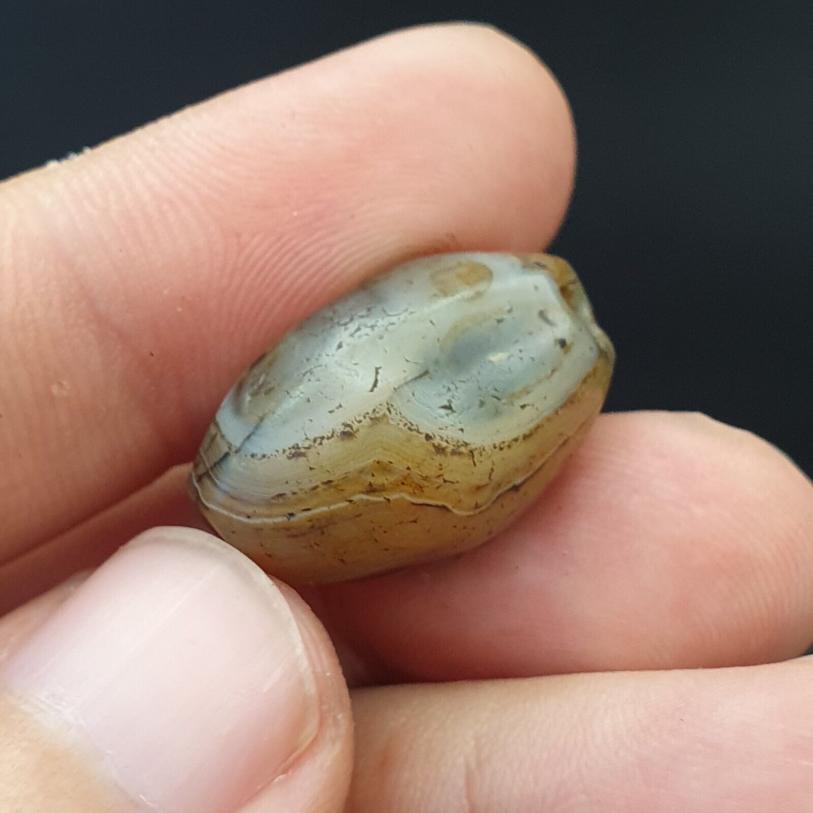 SL014 ancient old Antique Himalayan Indo Tibetan Eye Suleimany Bead