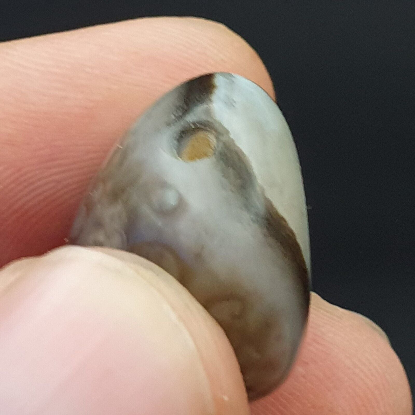 midle eastern old Antique Himalayan Indo Tibetan Eye Suleimany Bead SL010